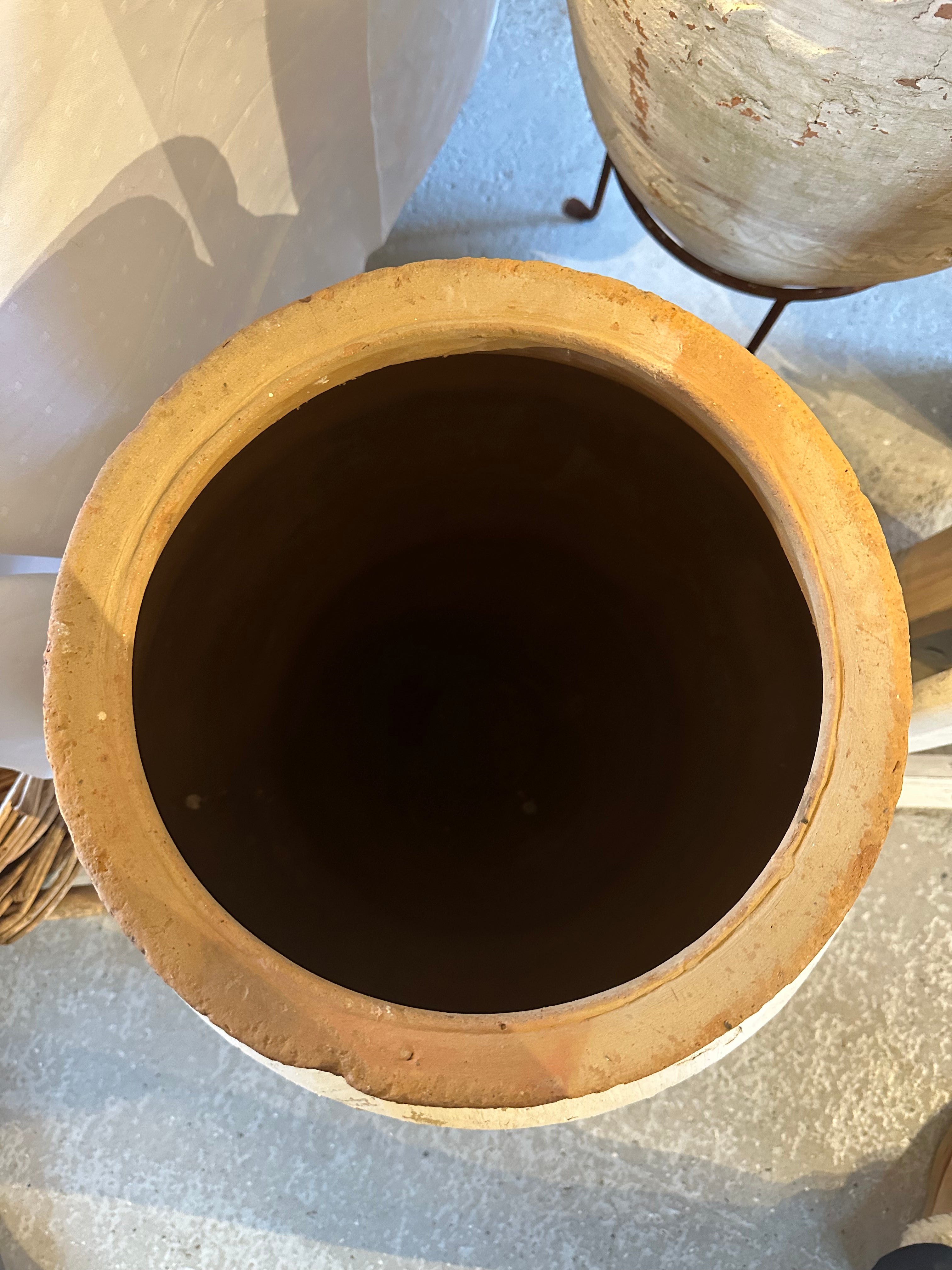 White Turkish jar, 76 cm