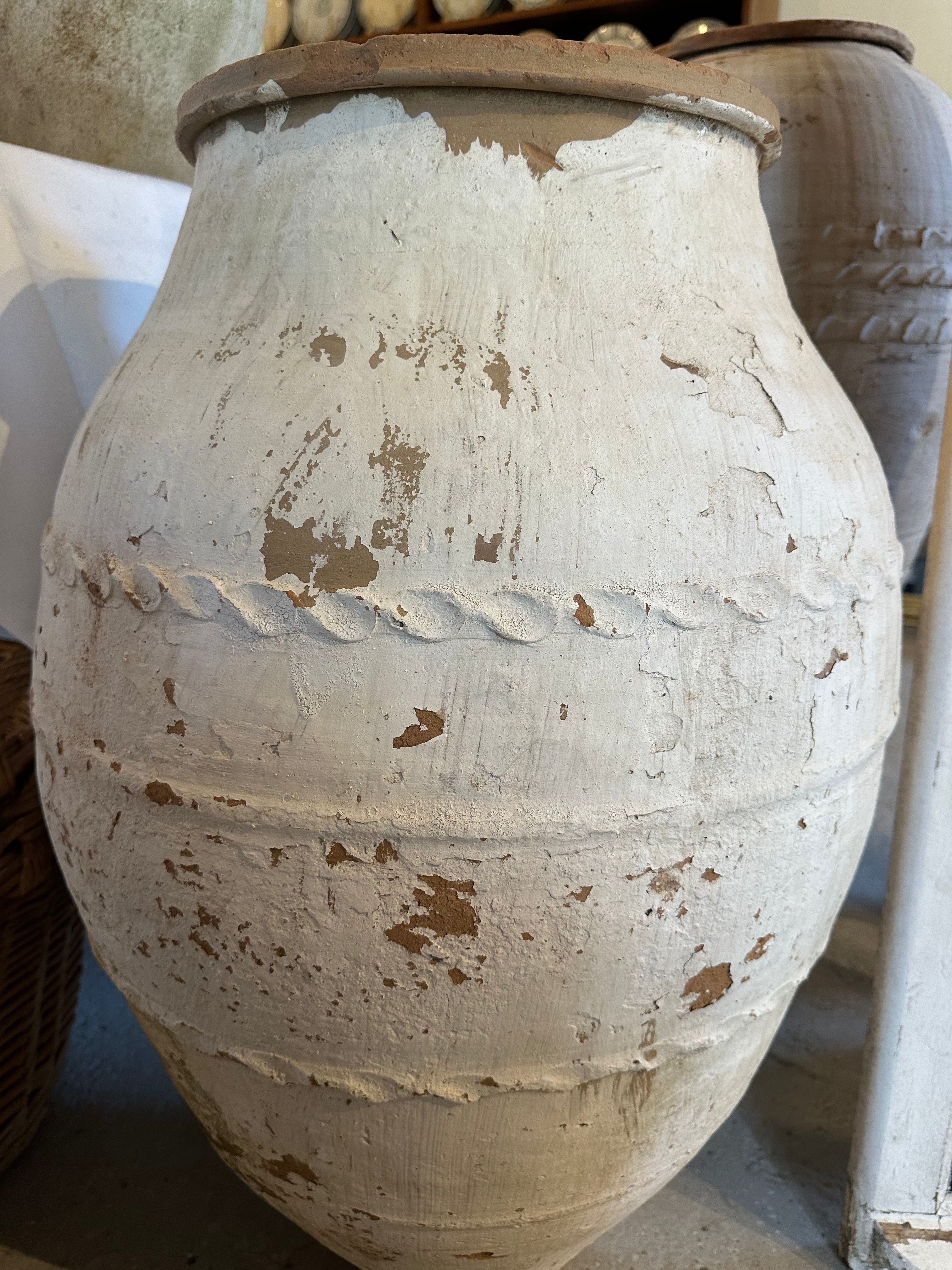 White Turkish jar, 76 cm