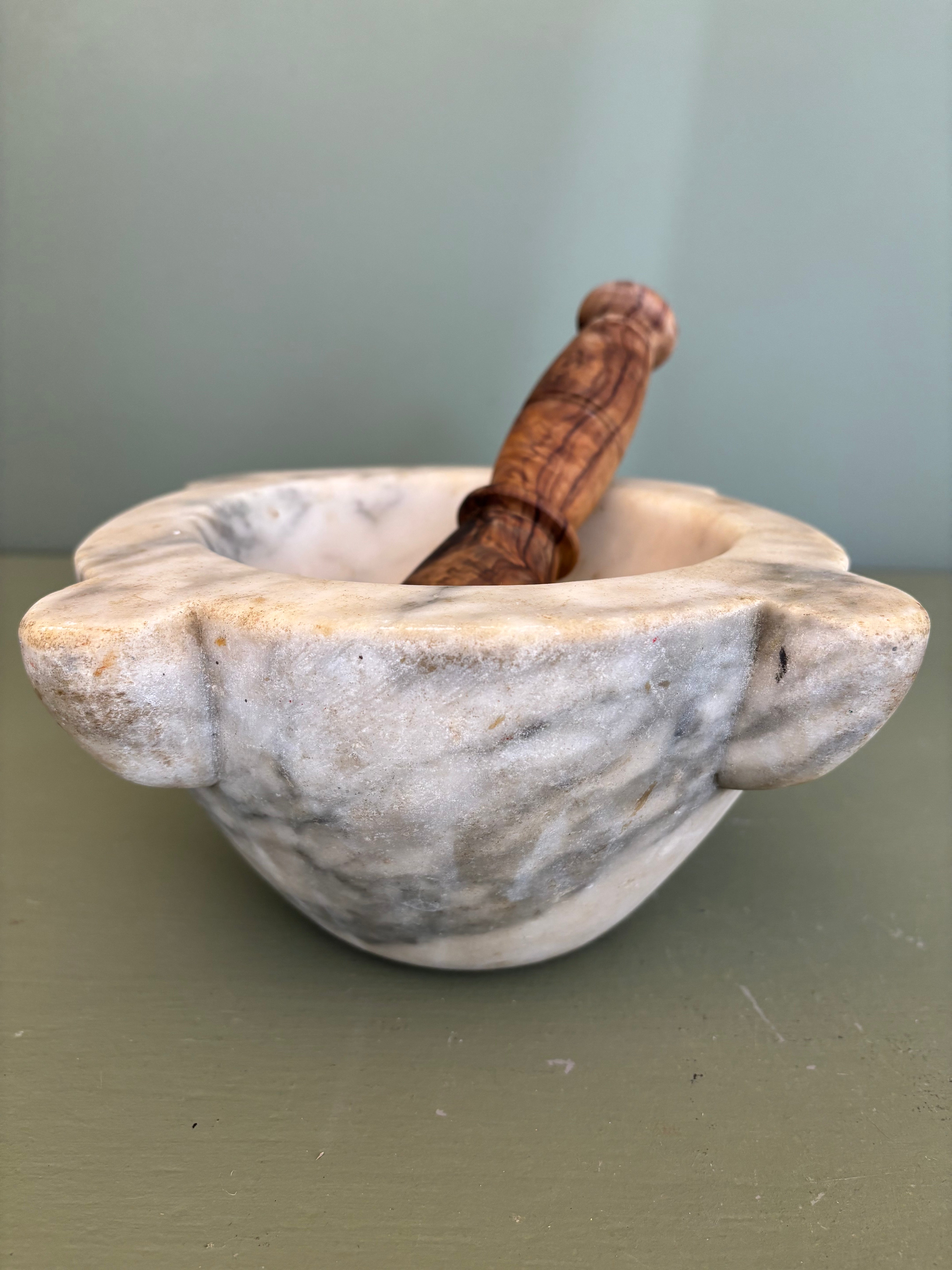 Morter, Ø25 cm.