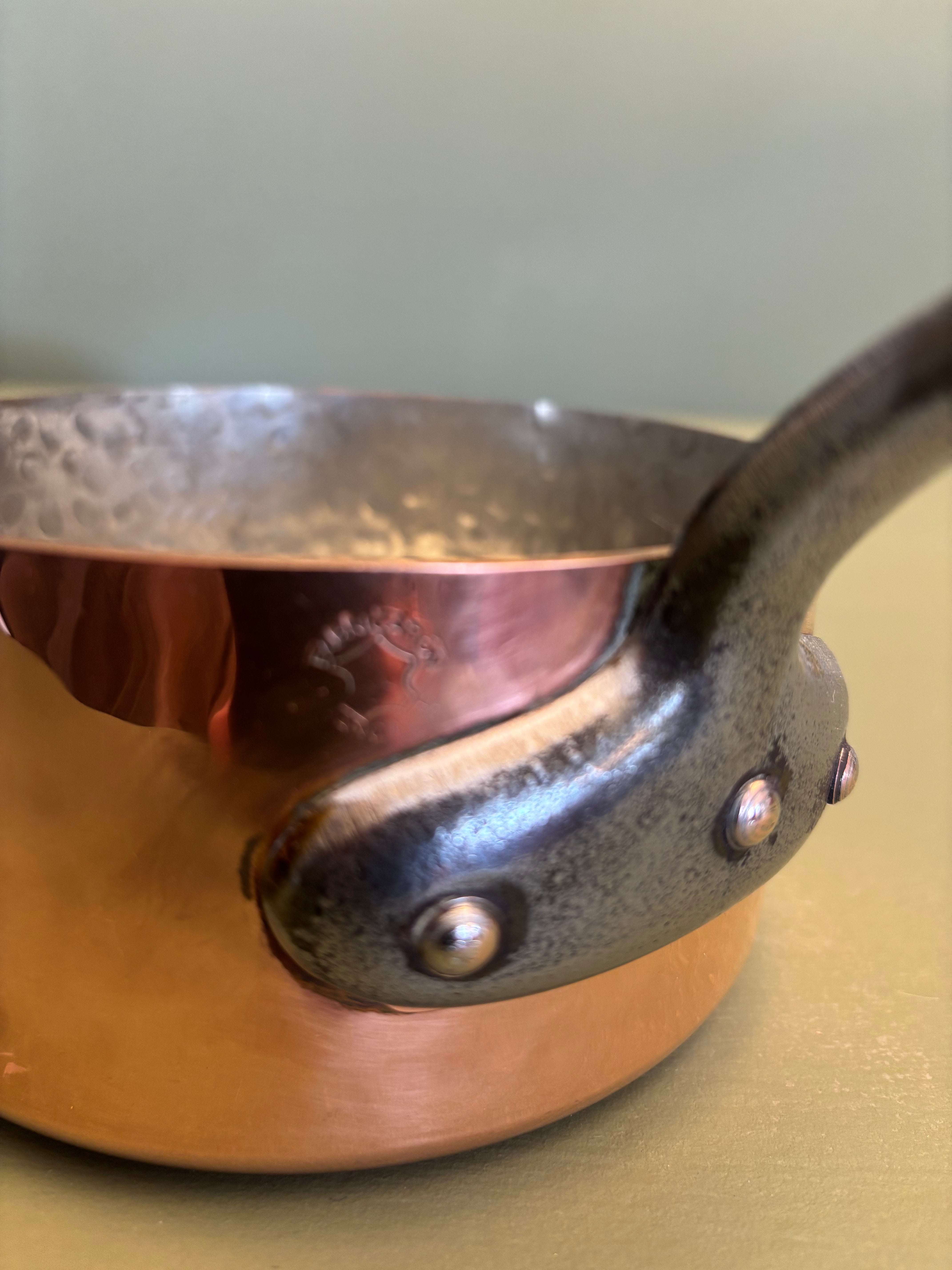 Kobbergryde, Ø14 cm.