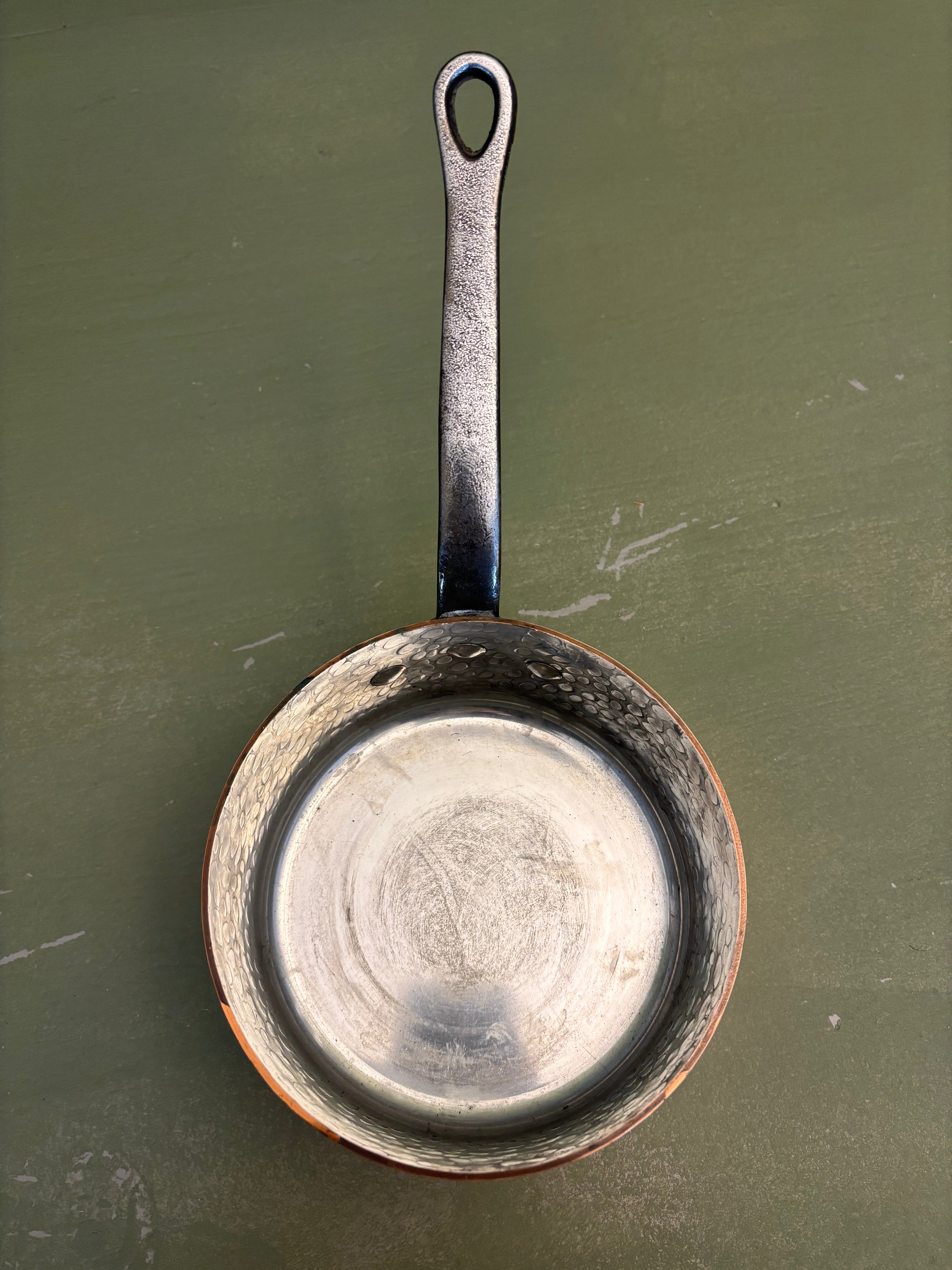Kobbergryde, Ø14 cm.
