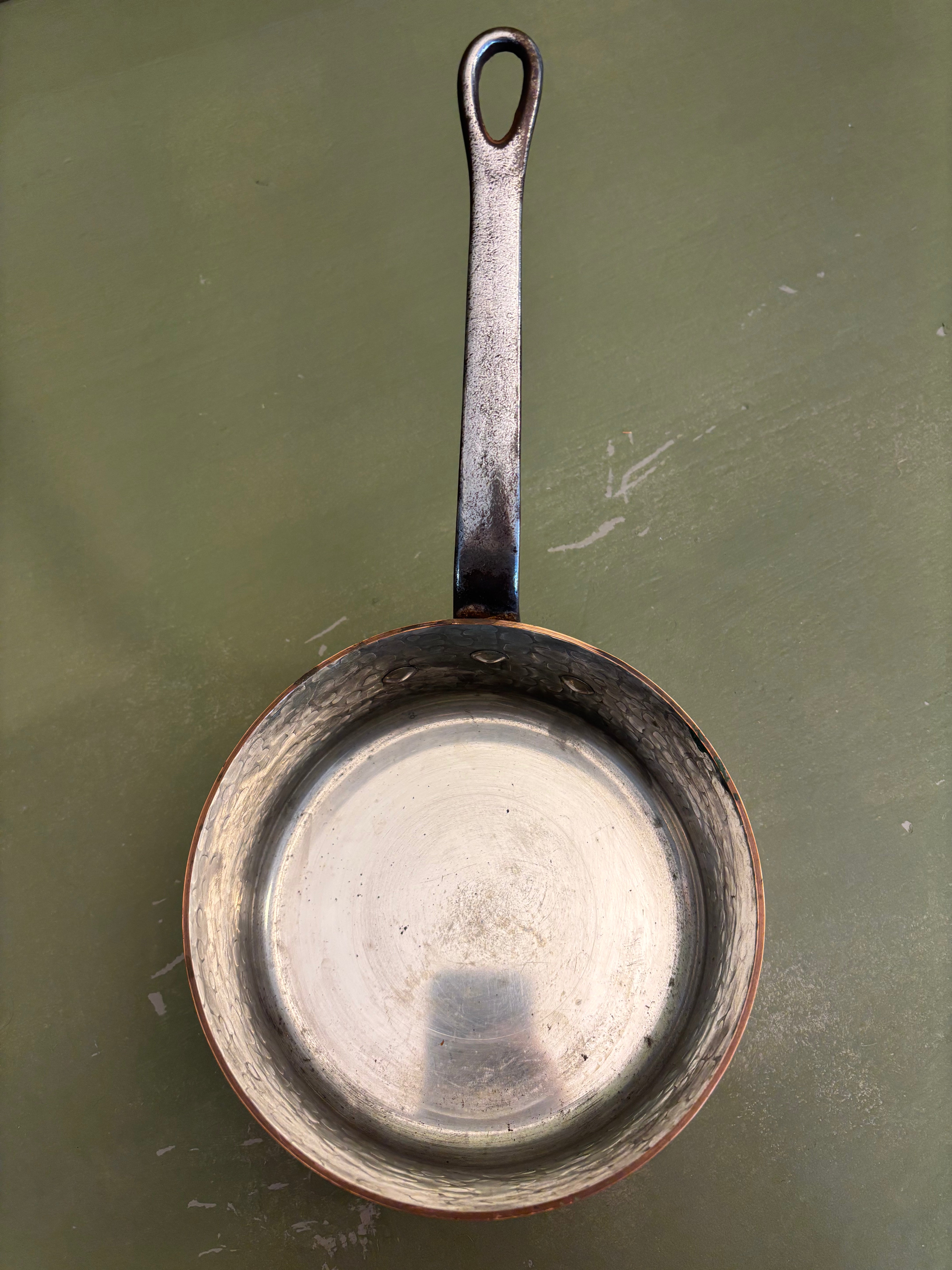 Kobbergryde, Ø16 cm.