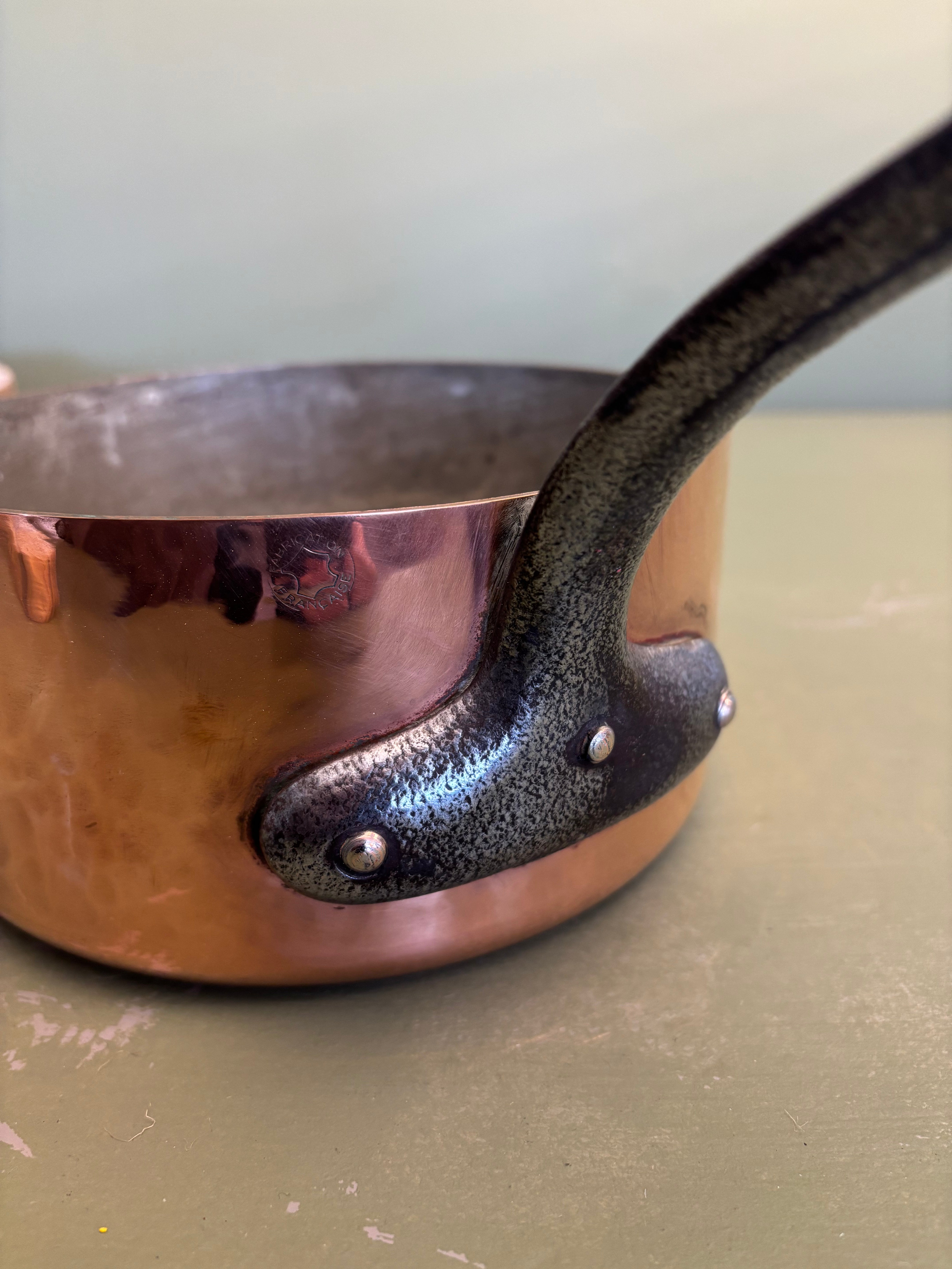 Kobbergryde, Ø18 cm.