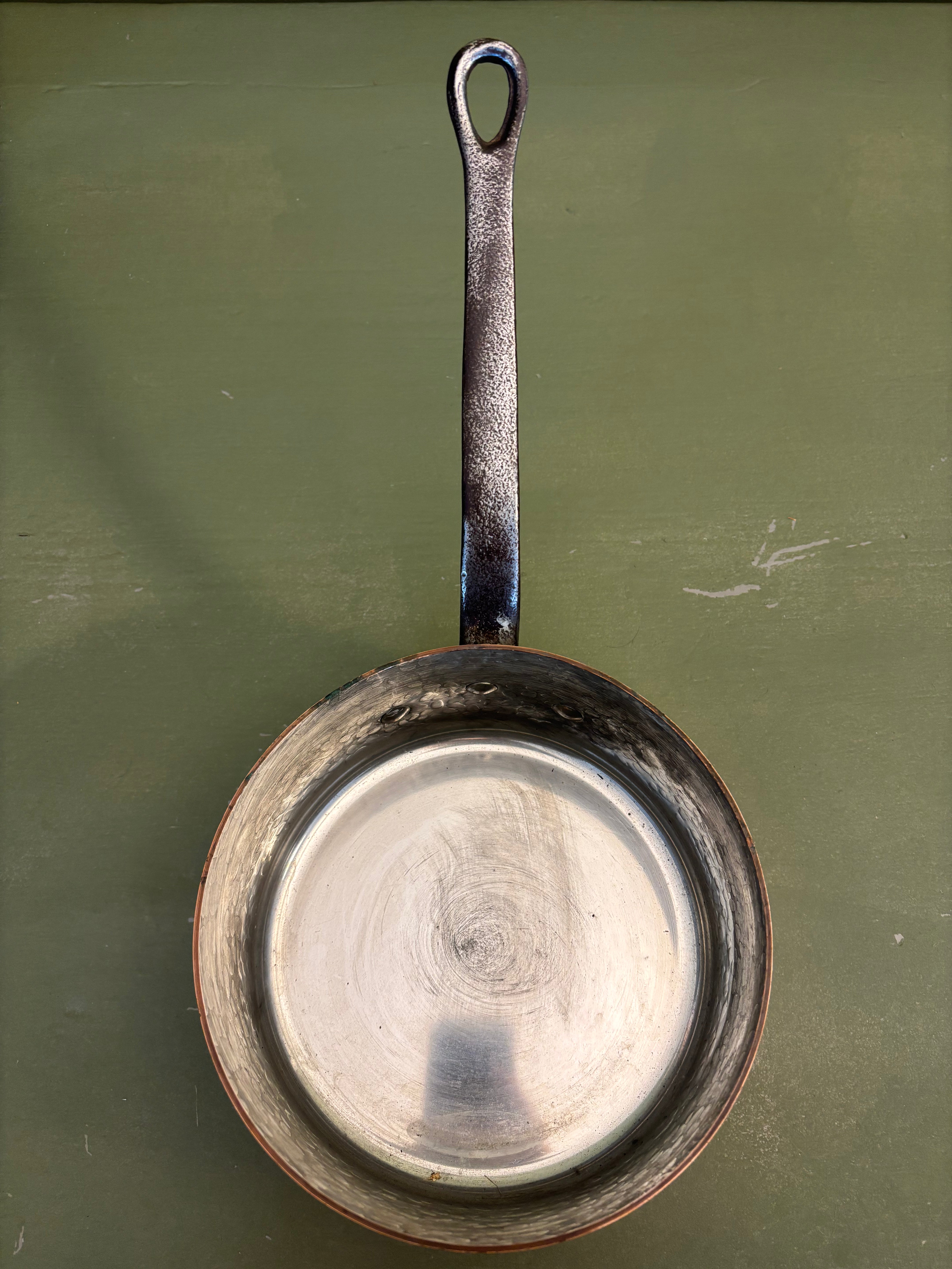 Kobbergryde, Ø18 cm.