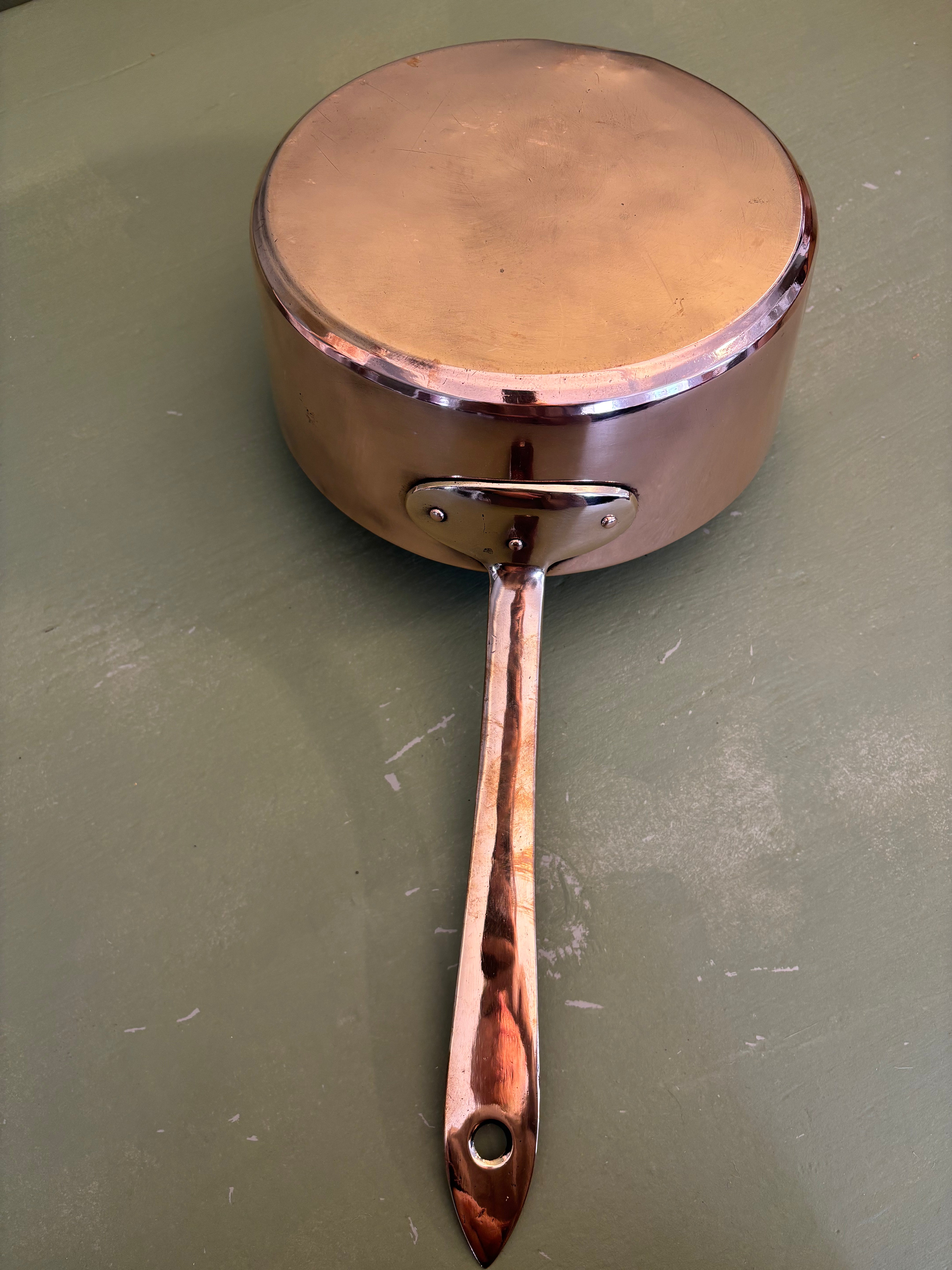 Kobbergryde, Ø23 cm.