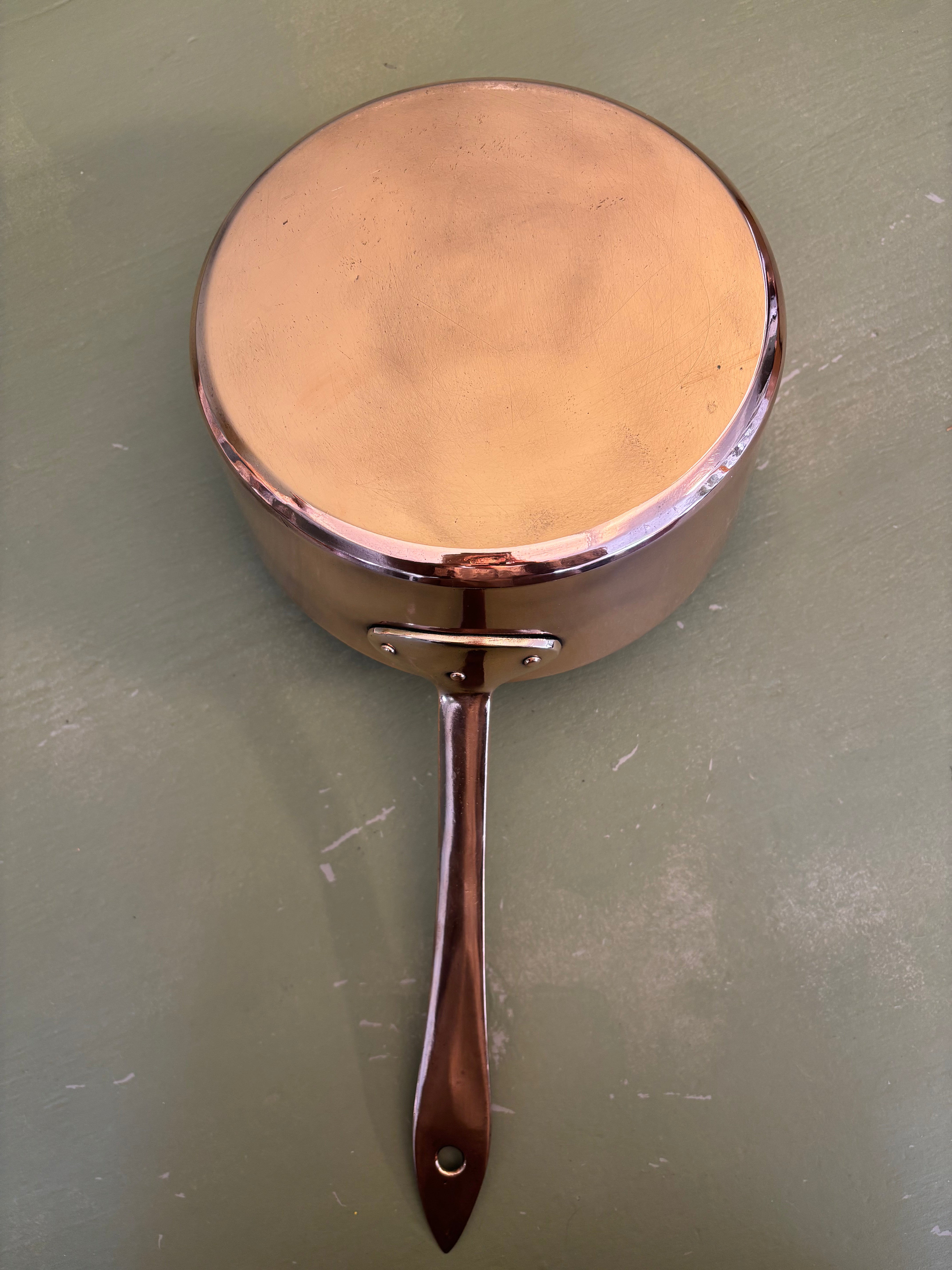Kobbergryde, Ø21 cm.