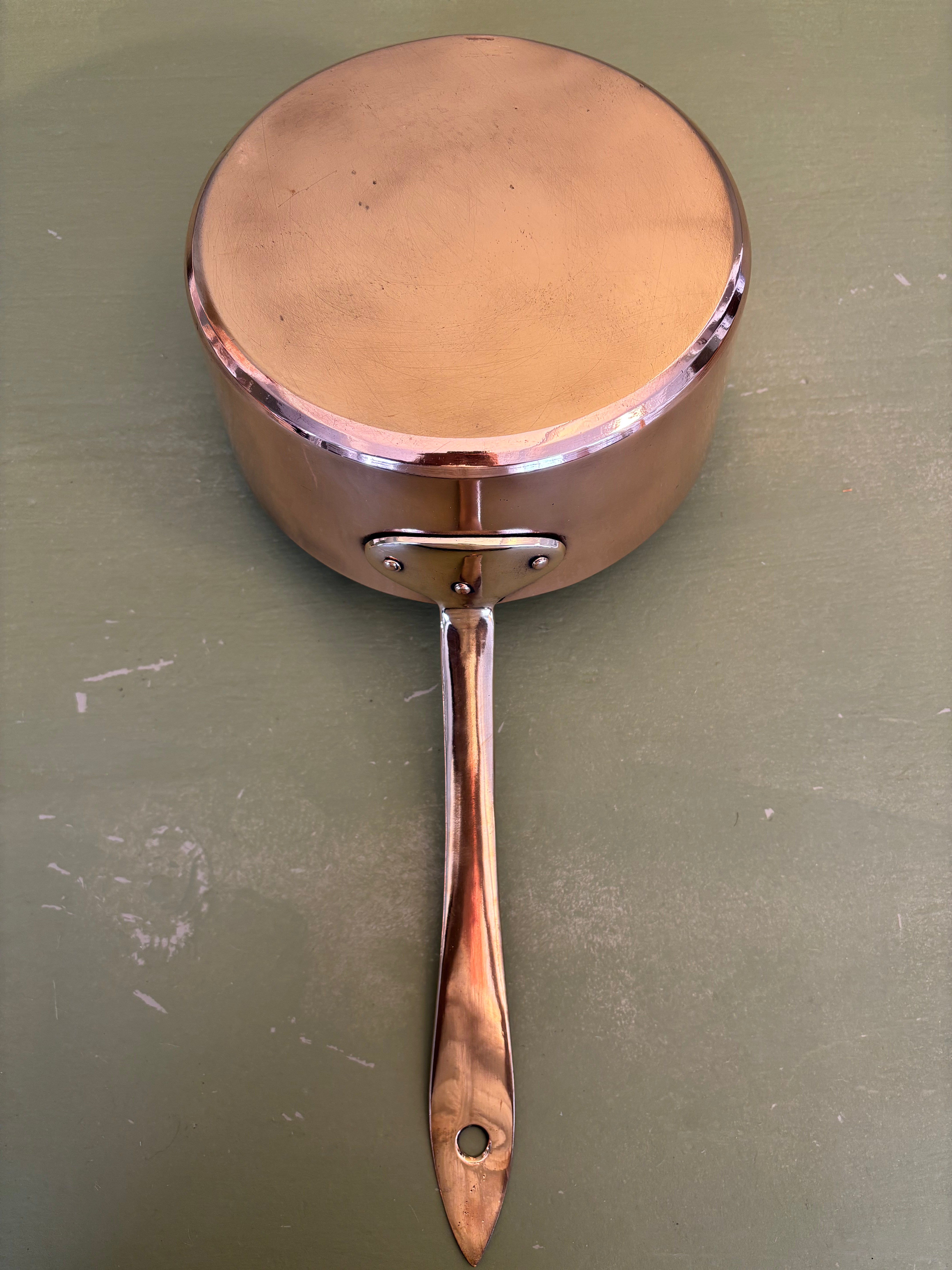 Kobbergryde, Ø20 cm.