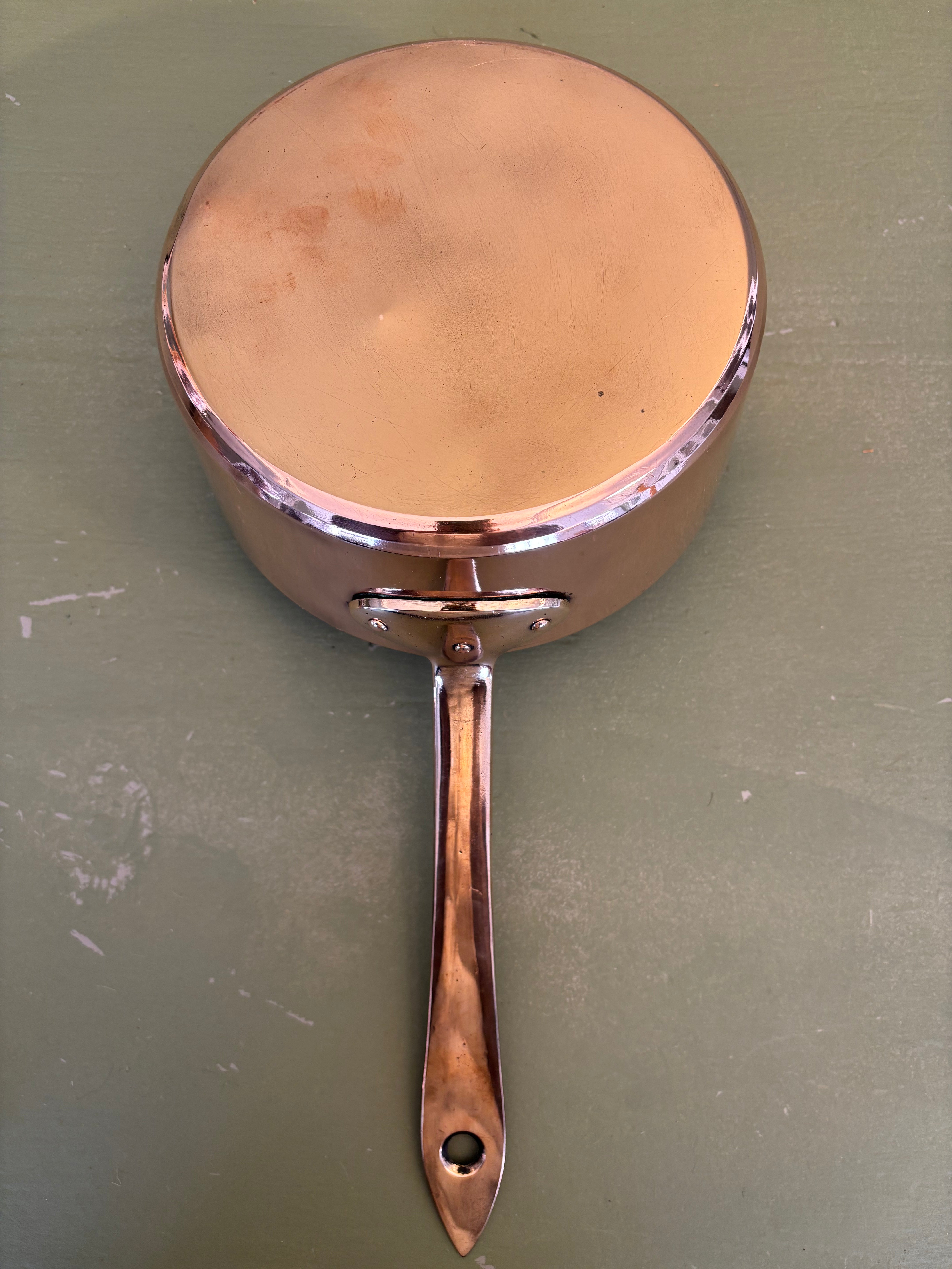 Kobbergryde, Ø19 cm.
