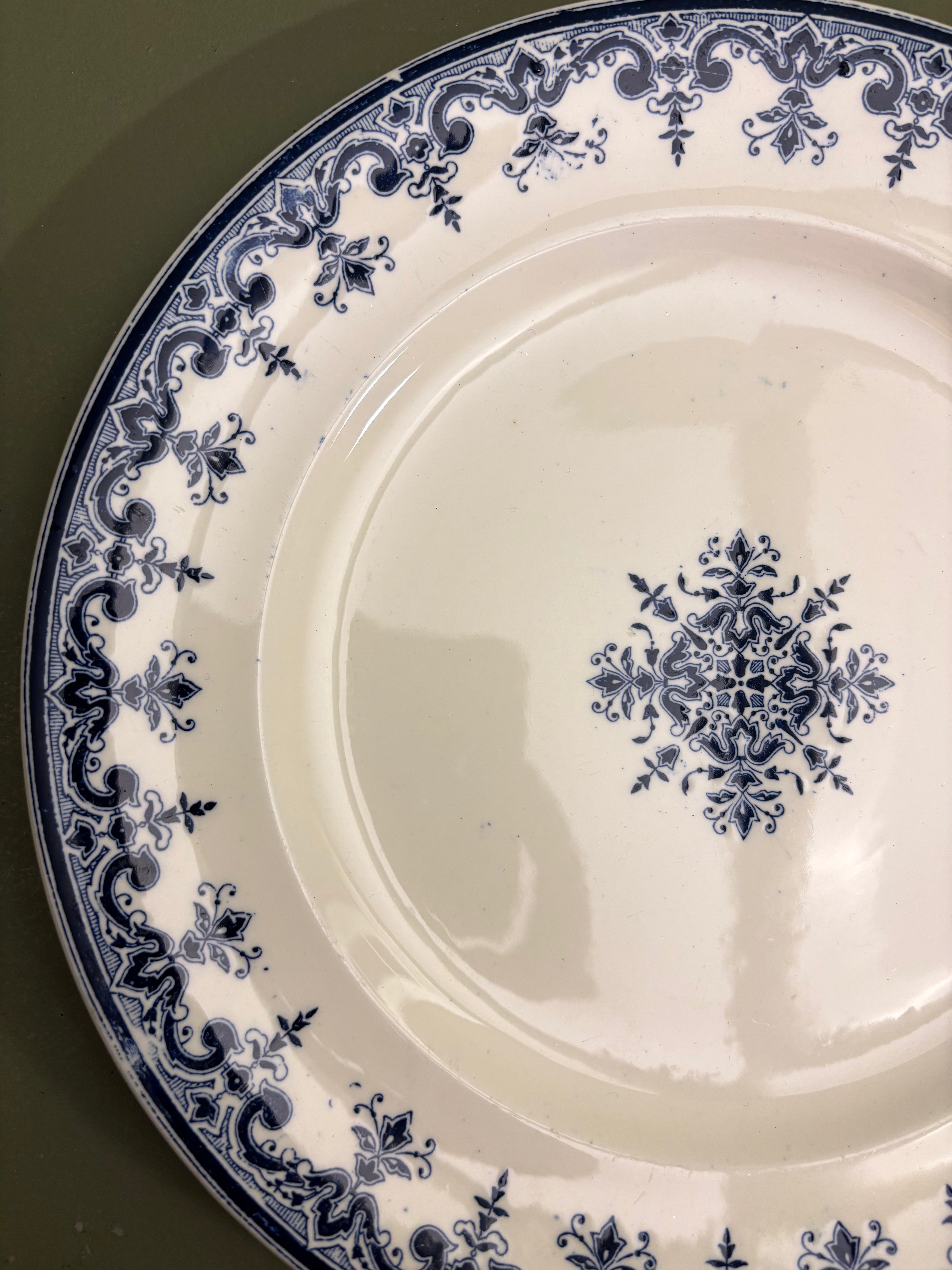 Franske tallerkener, 6 stk. Ø23,5 cm.