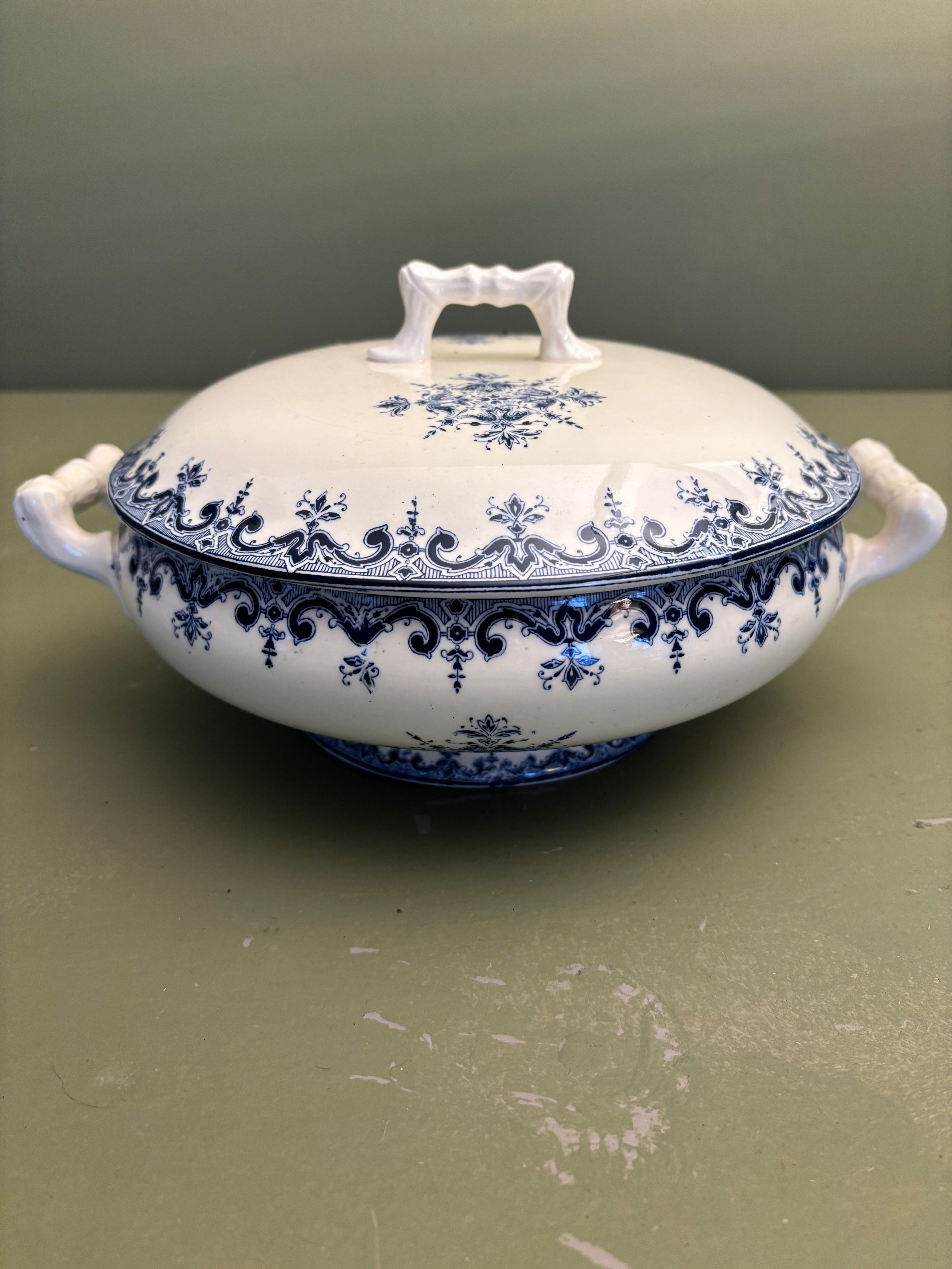 Fransk terrin, Ø20 cm.