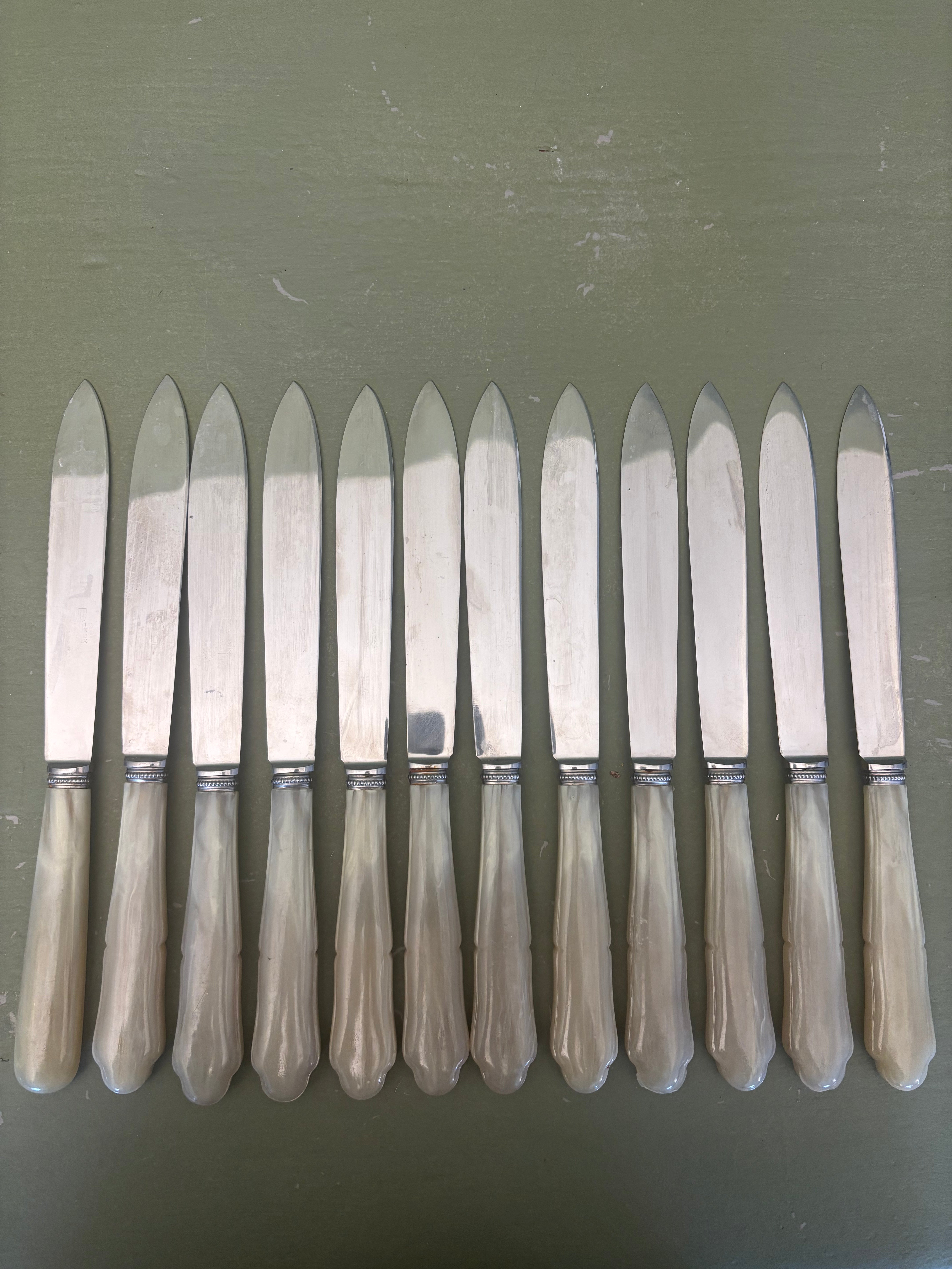 Knive med hornskaft, 12 stk.