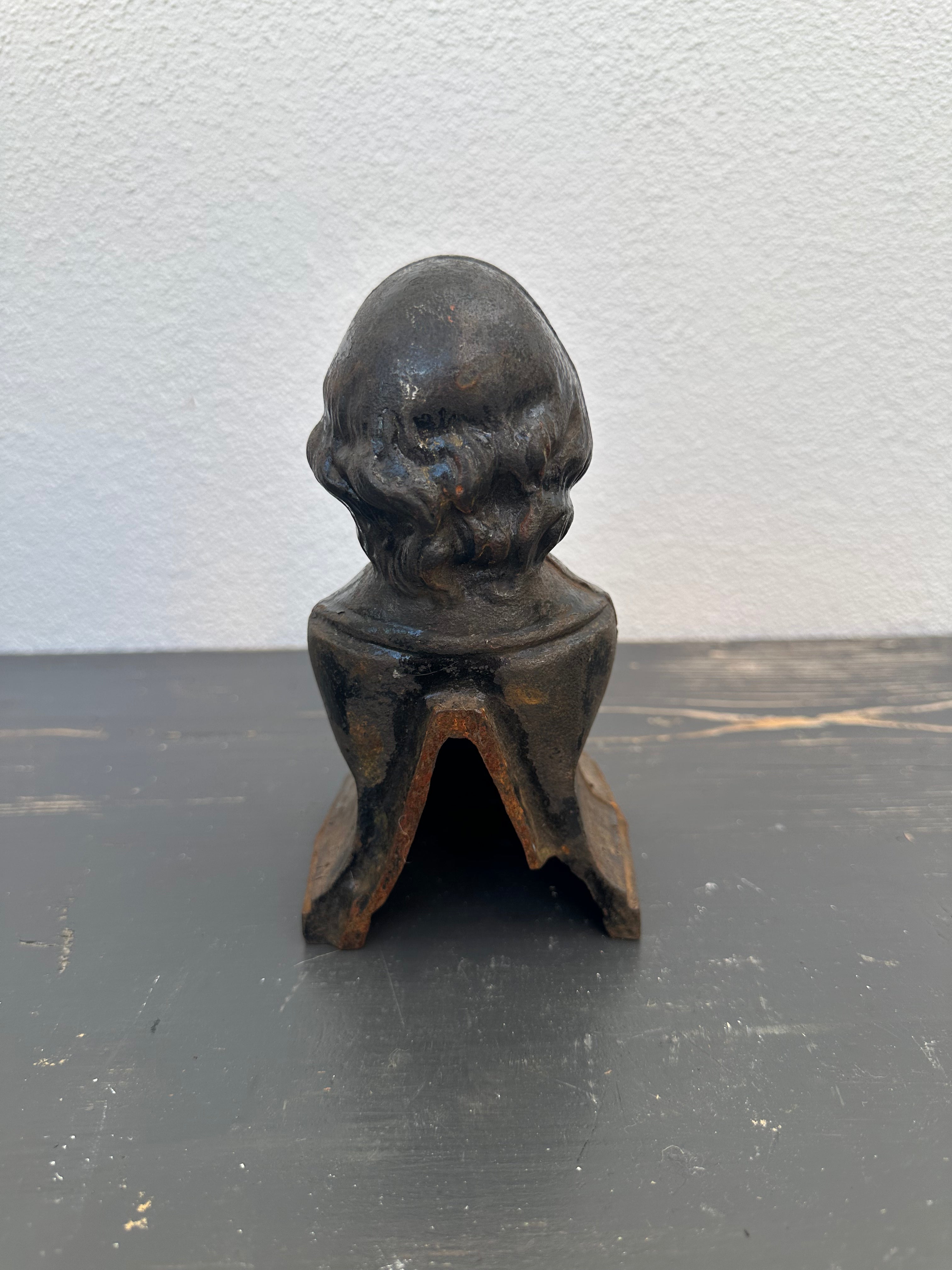 Buste i metal, 16 cm