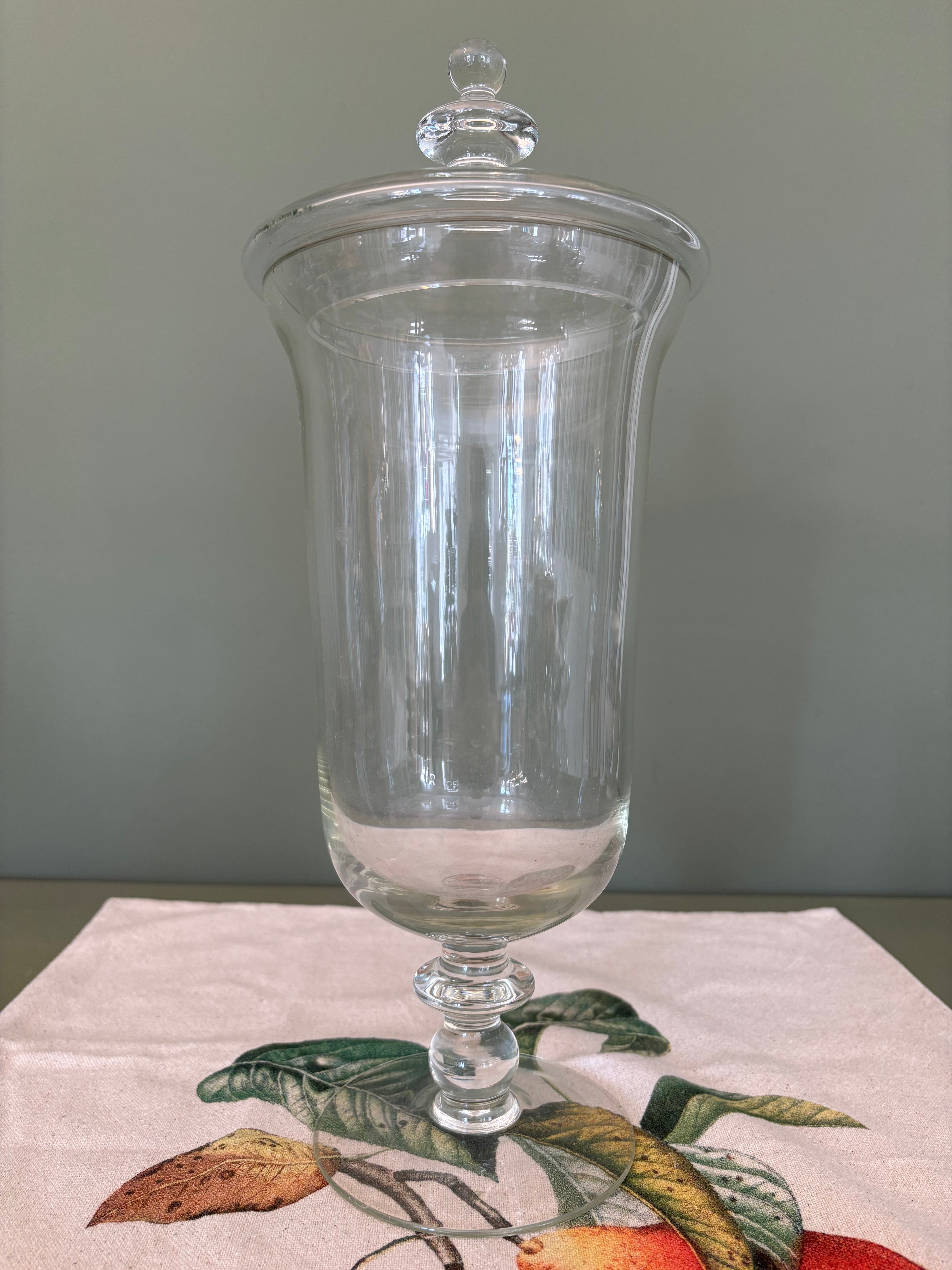Glasbeholder m/låg, h39 cm.