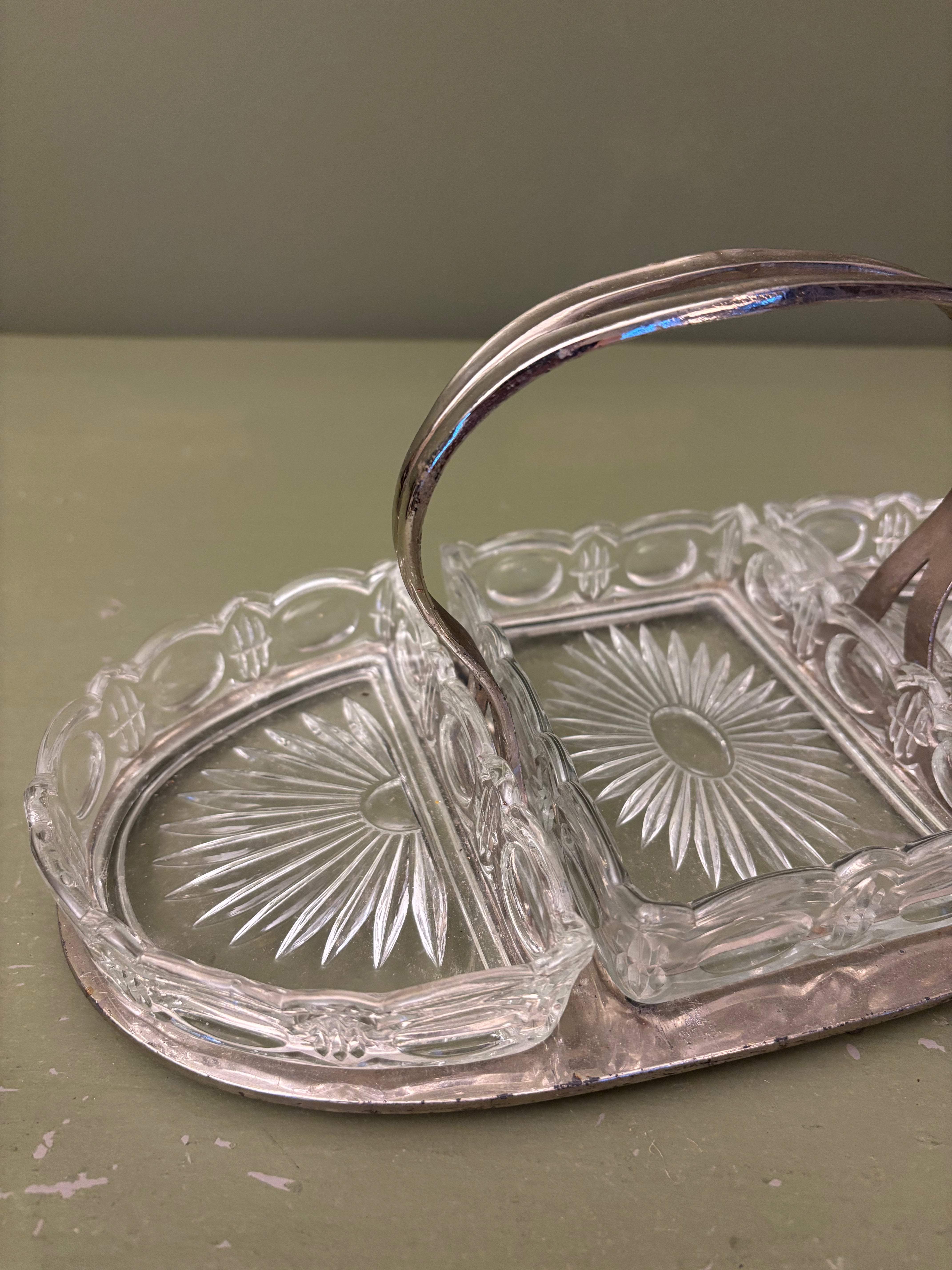 Glasskåle i stativ