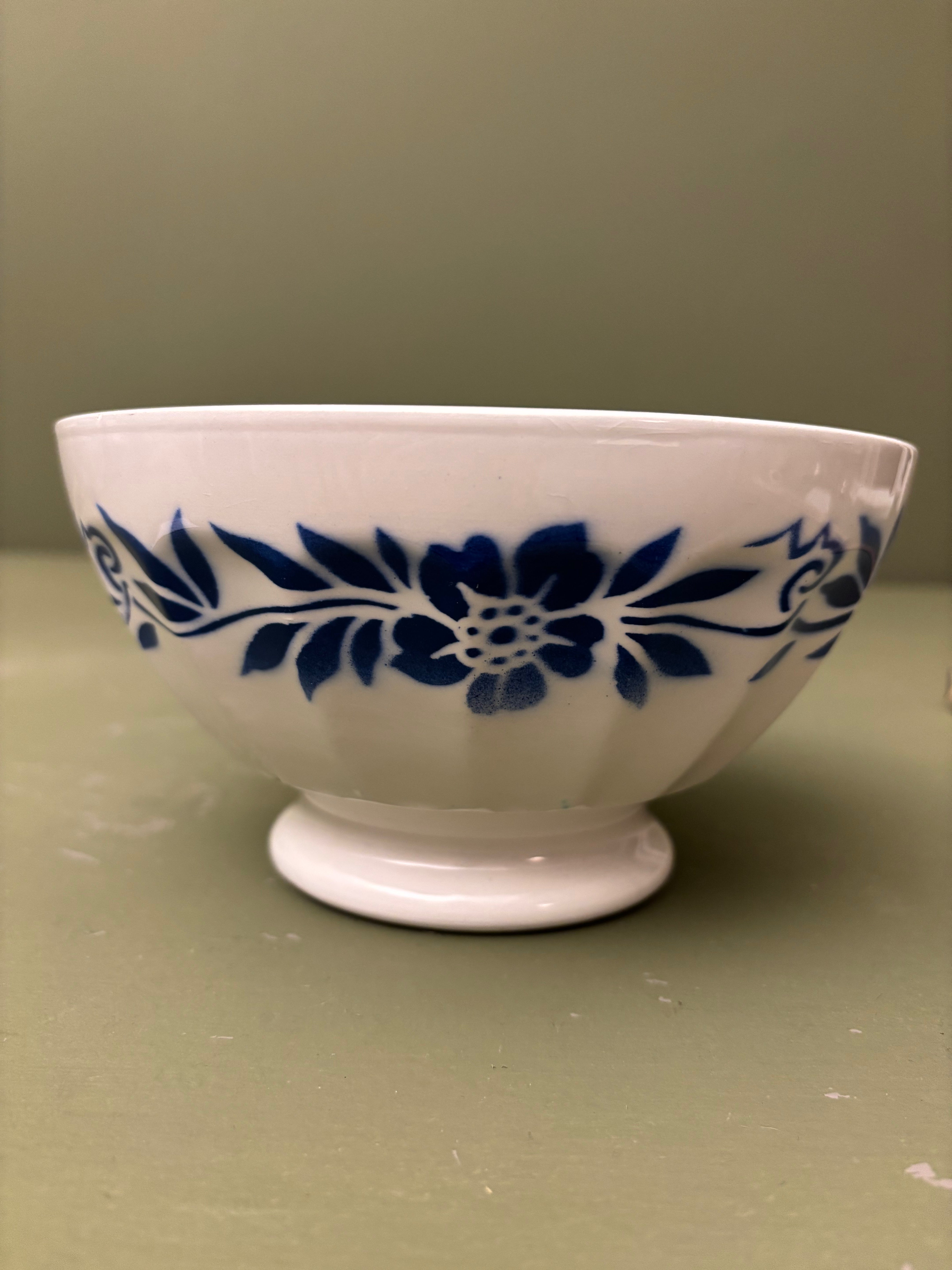 Kaffeskål, Ø17,5 cm.