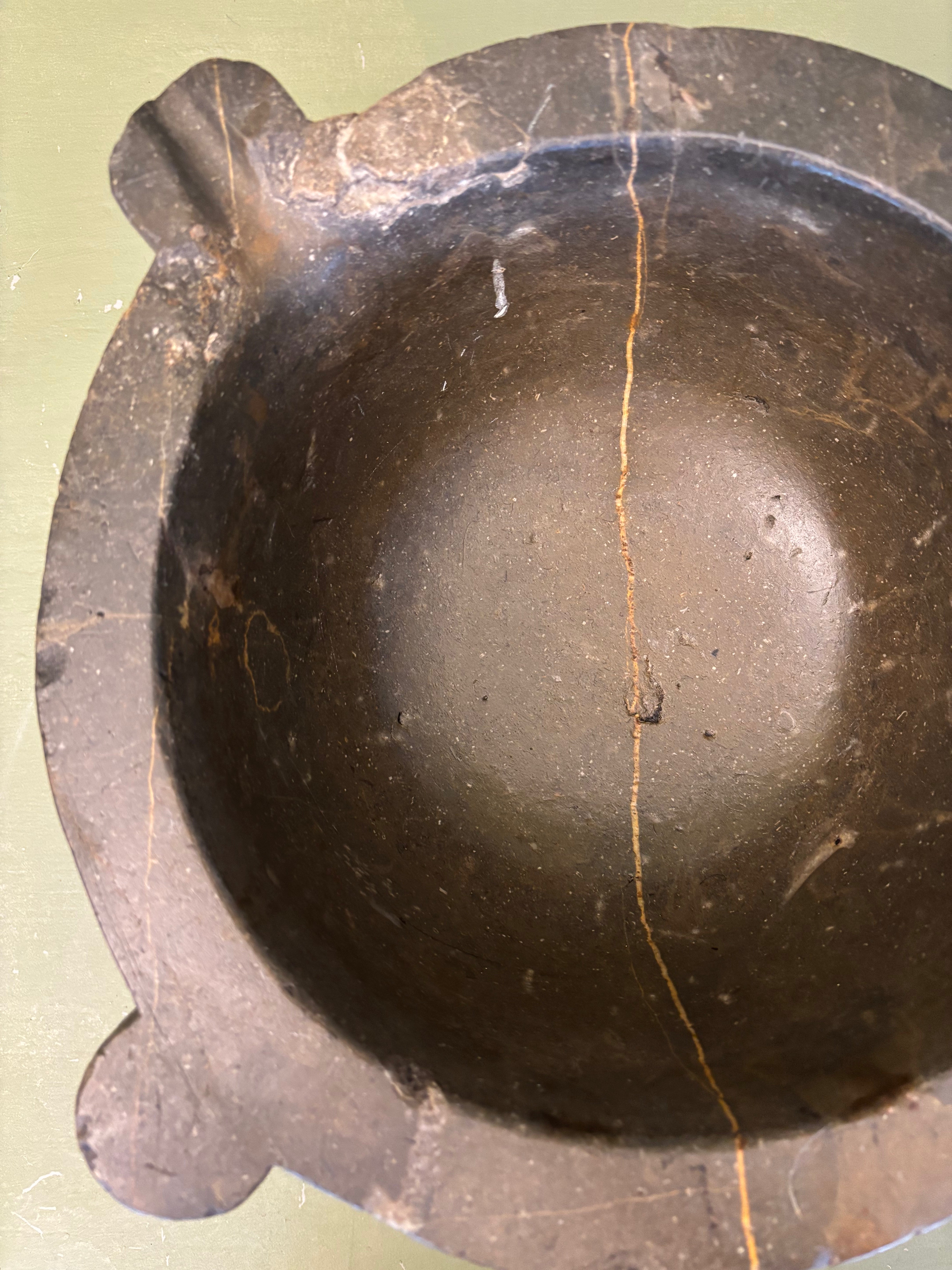 Morter, Ø37,5 cm.