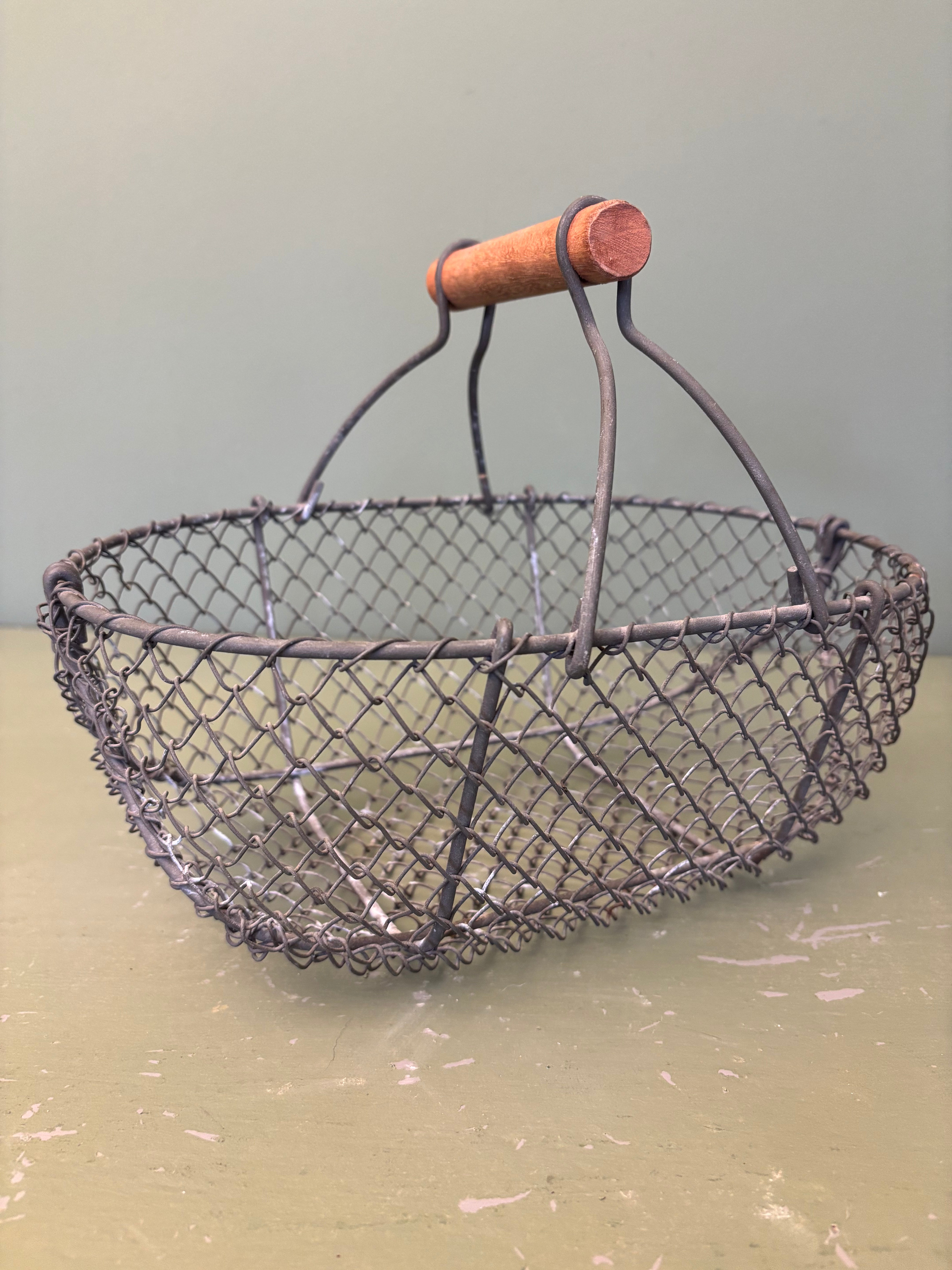 Fransk metalkurv