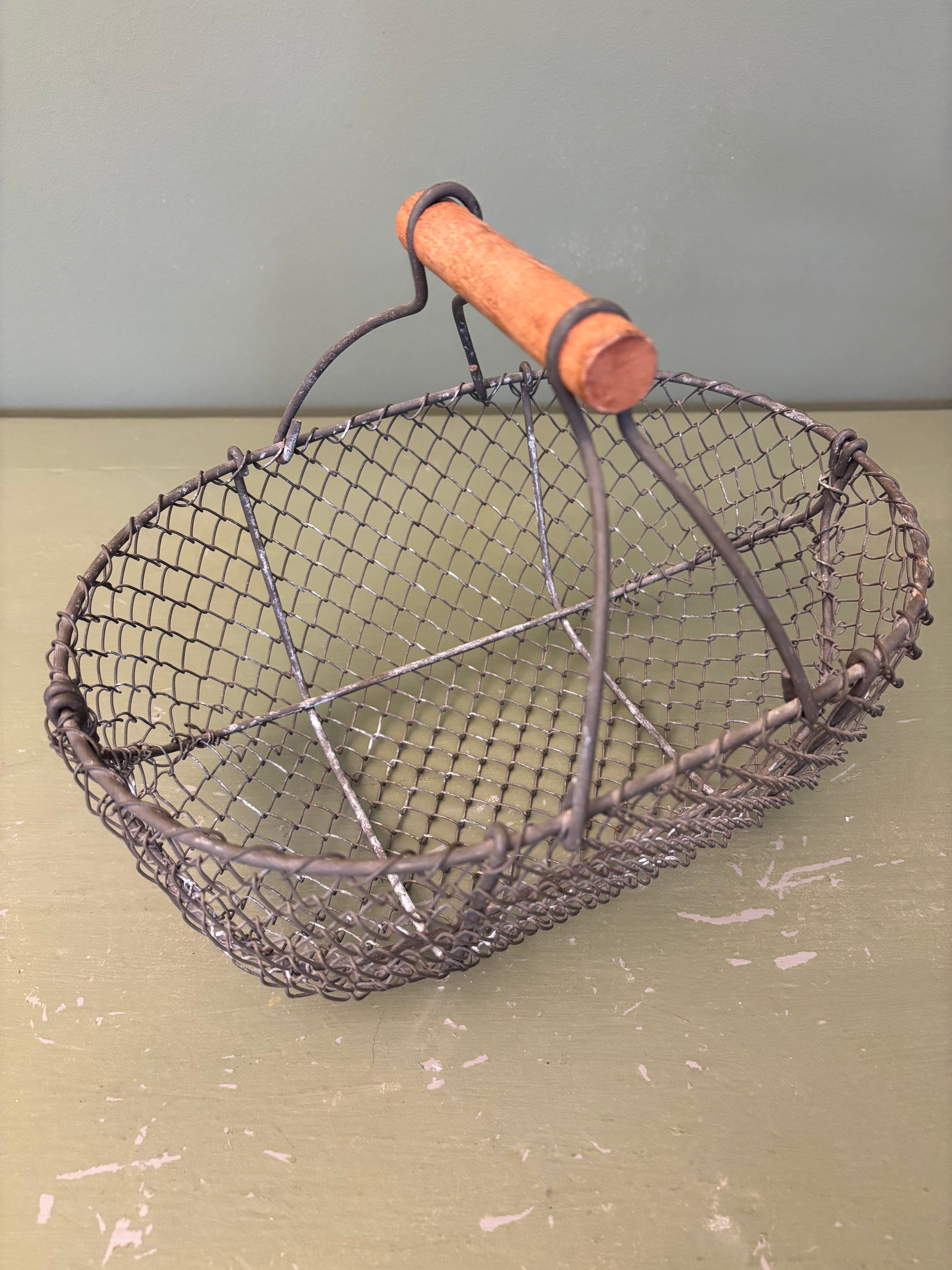 Fransk metalkurv