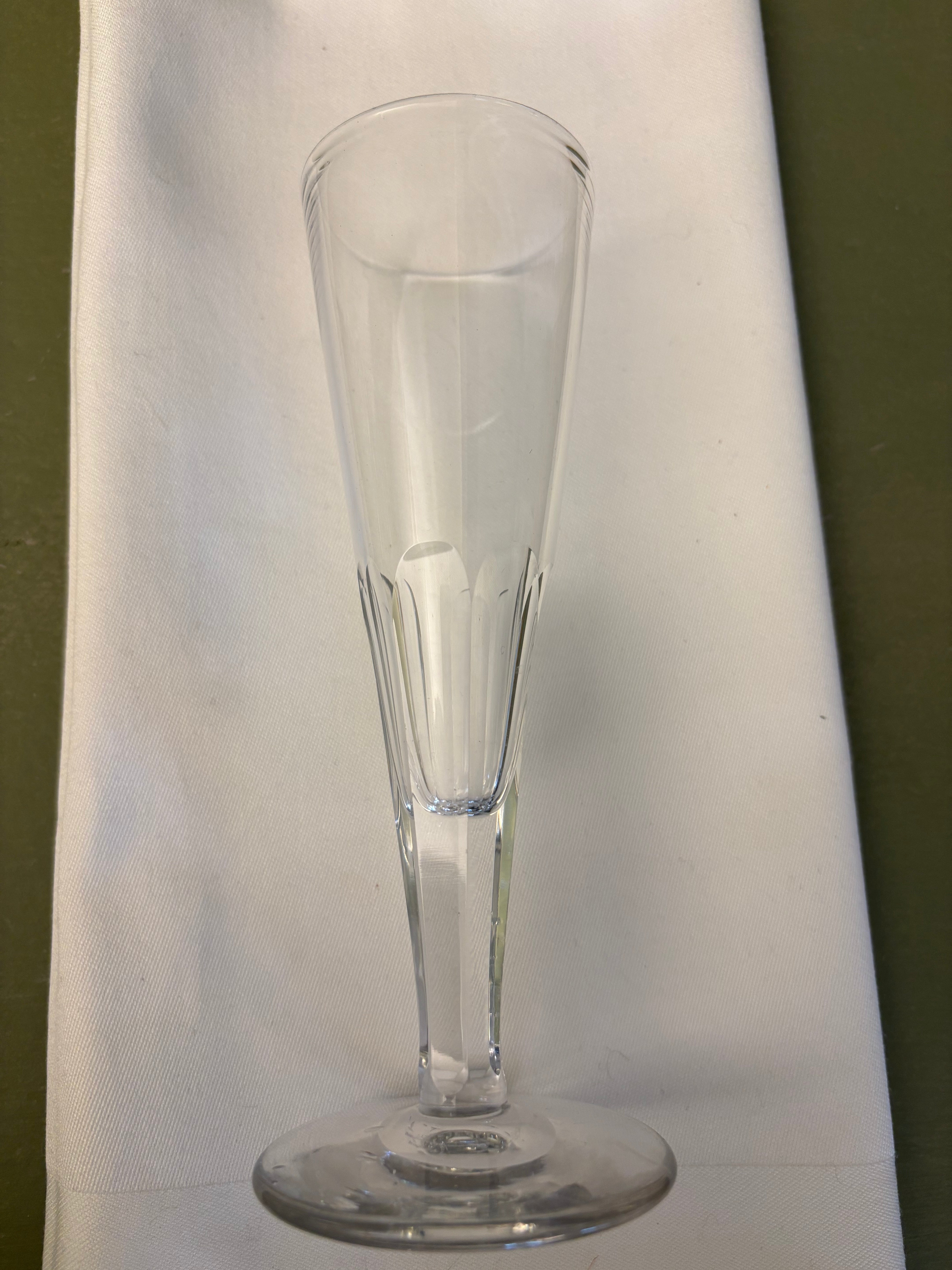Champagnefløjte, højde 17 cm.