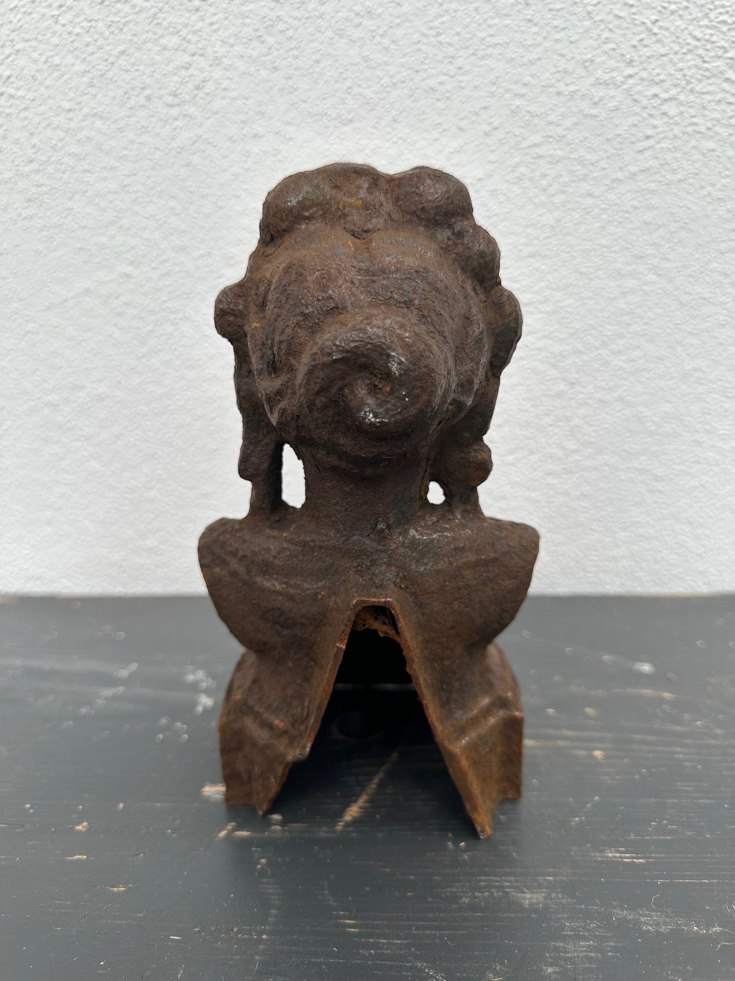 Buste i metal, 20 cm