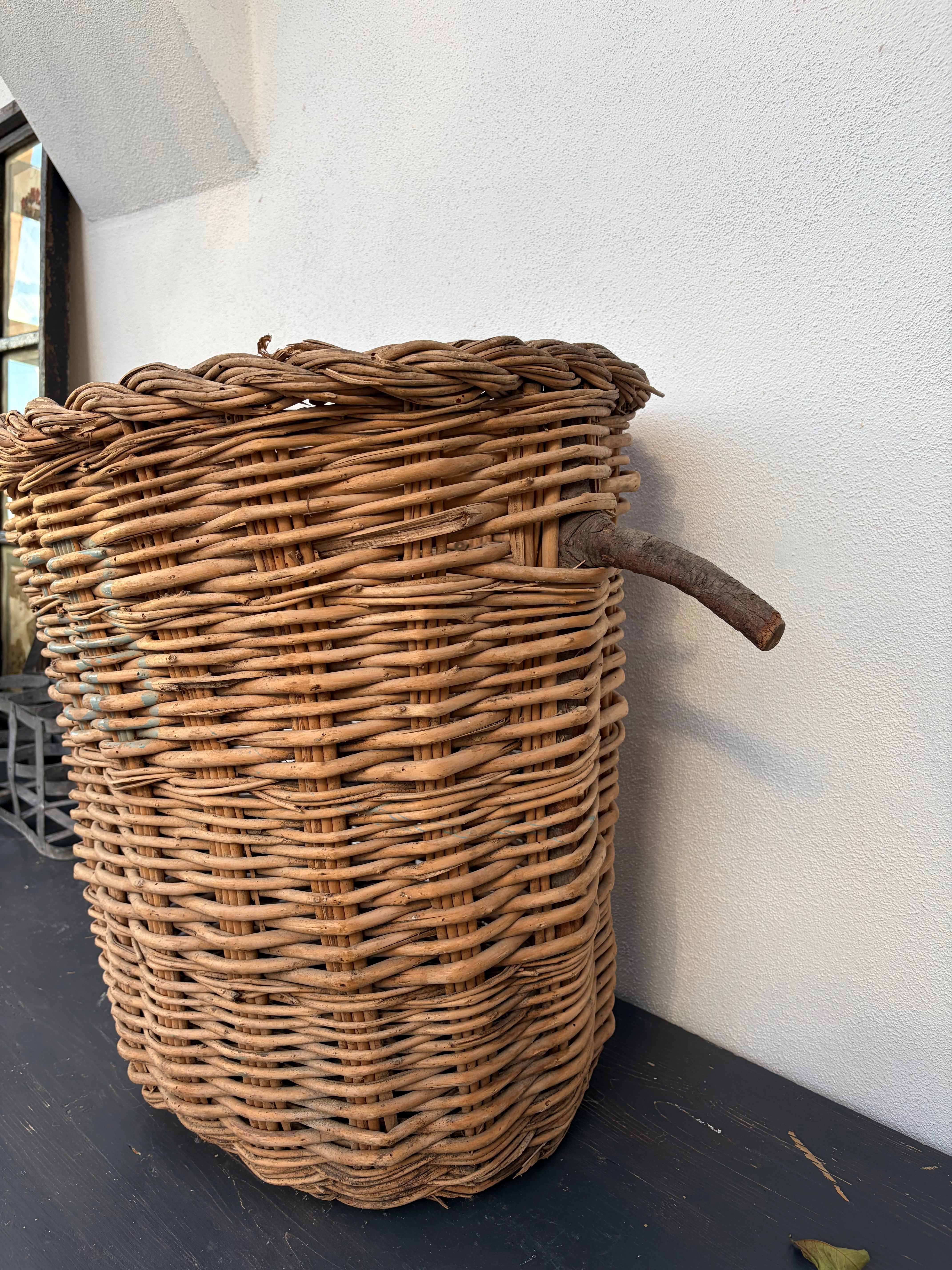 Grape basket, 58x85x70 cm
