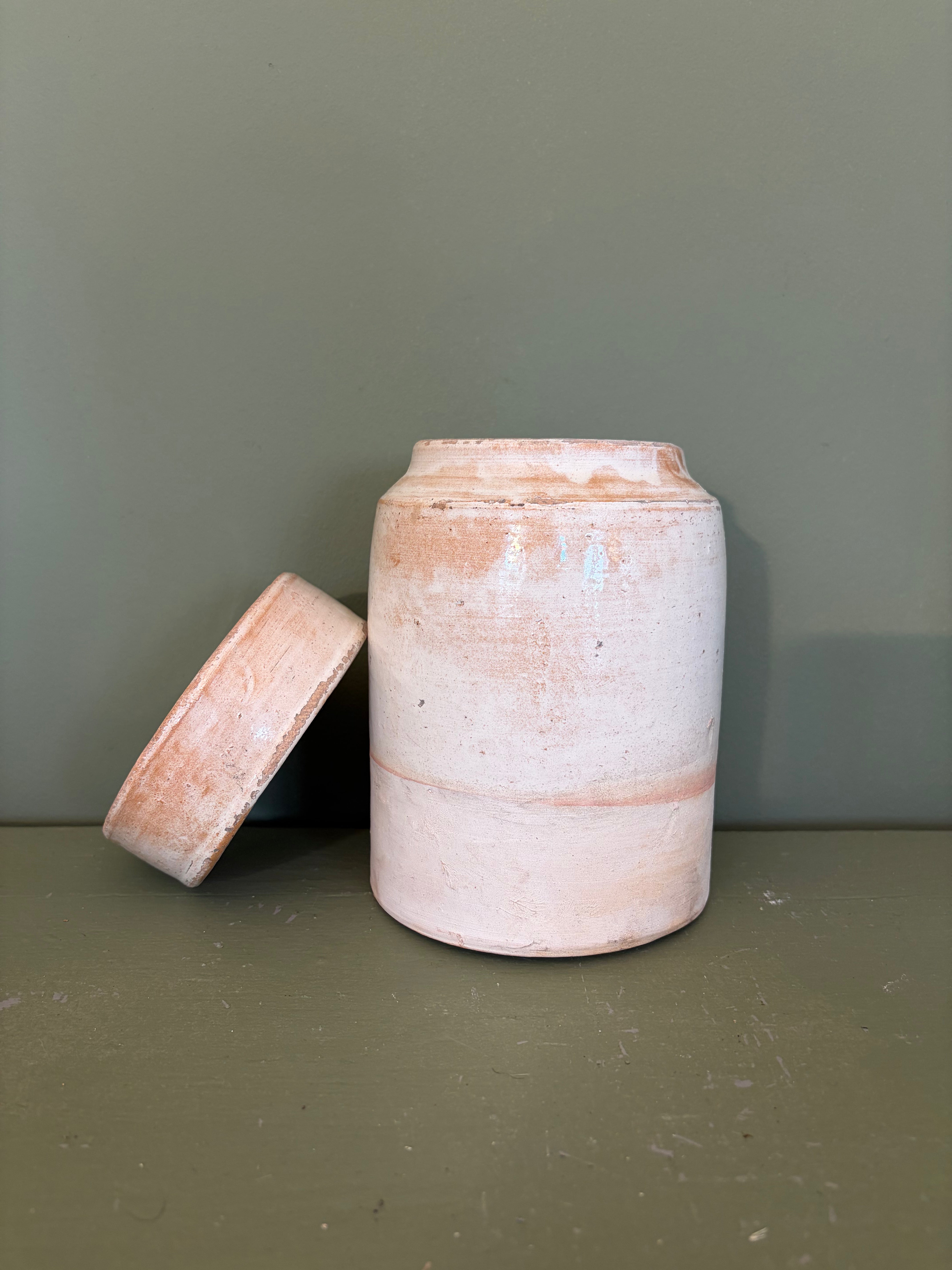 Italiensk krukke m. låg, 19 cm