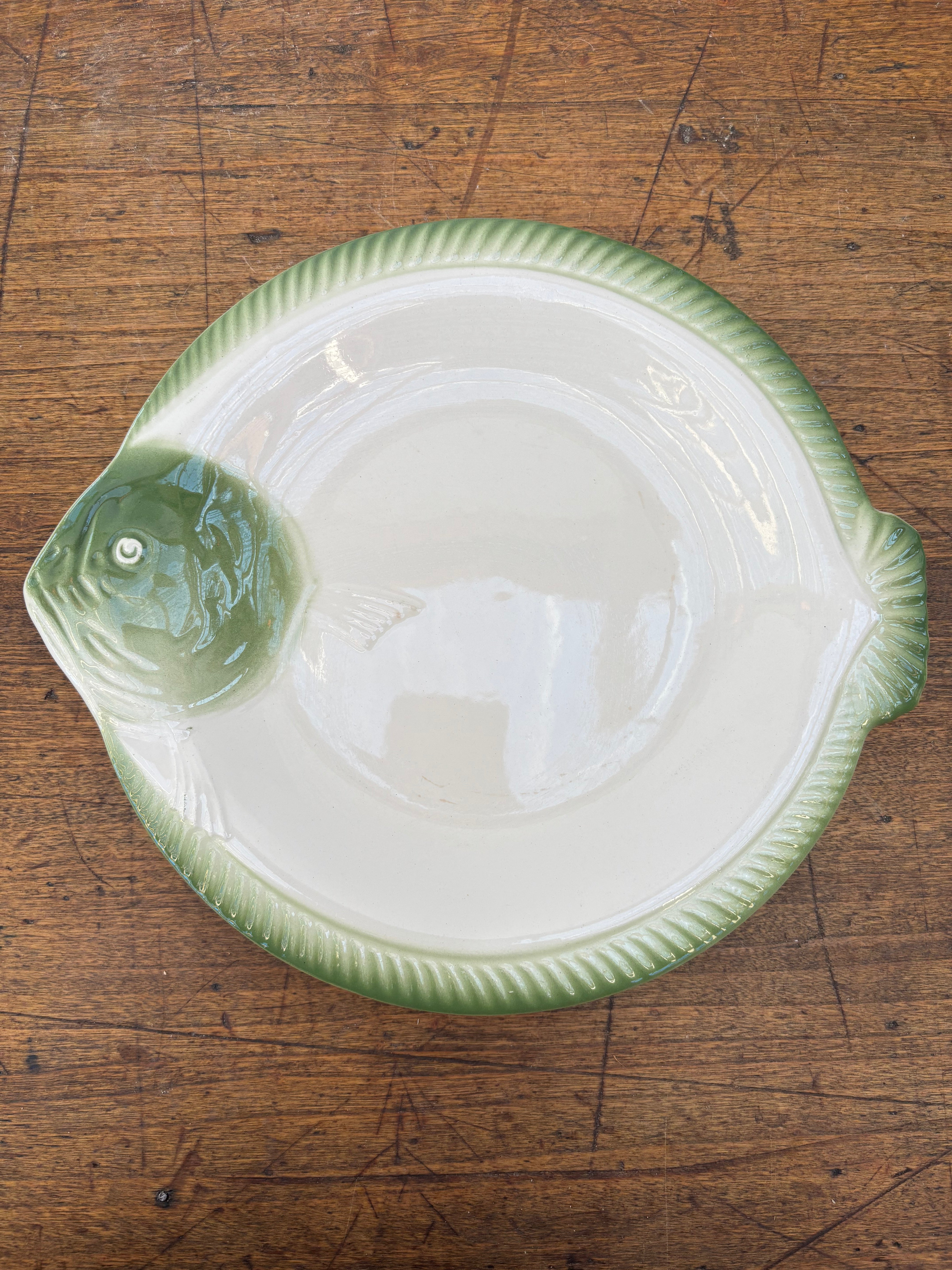 French fish plate, Ø28 cm.