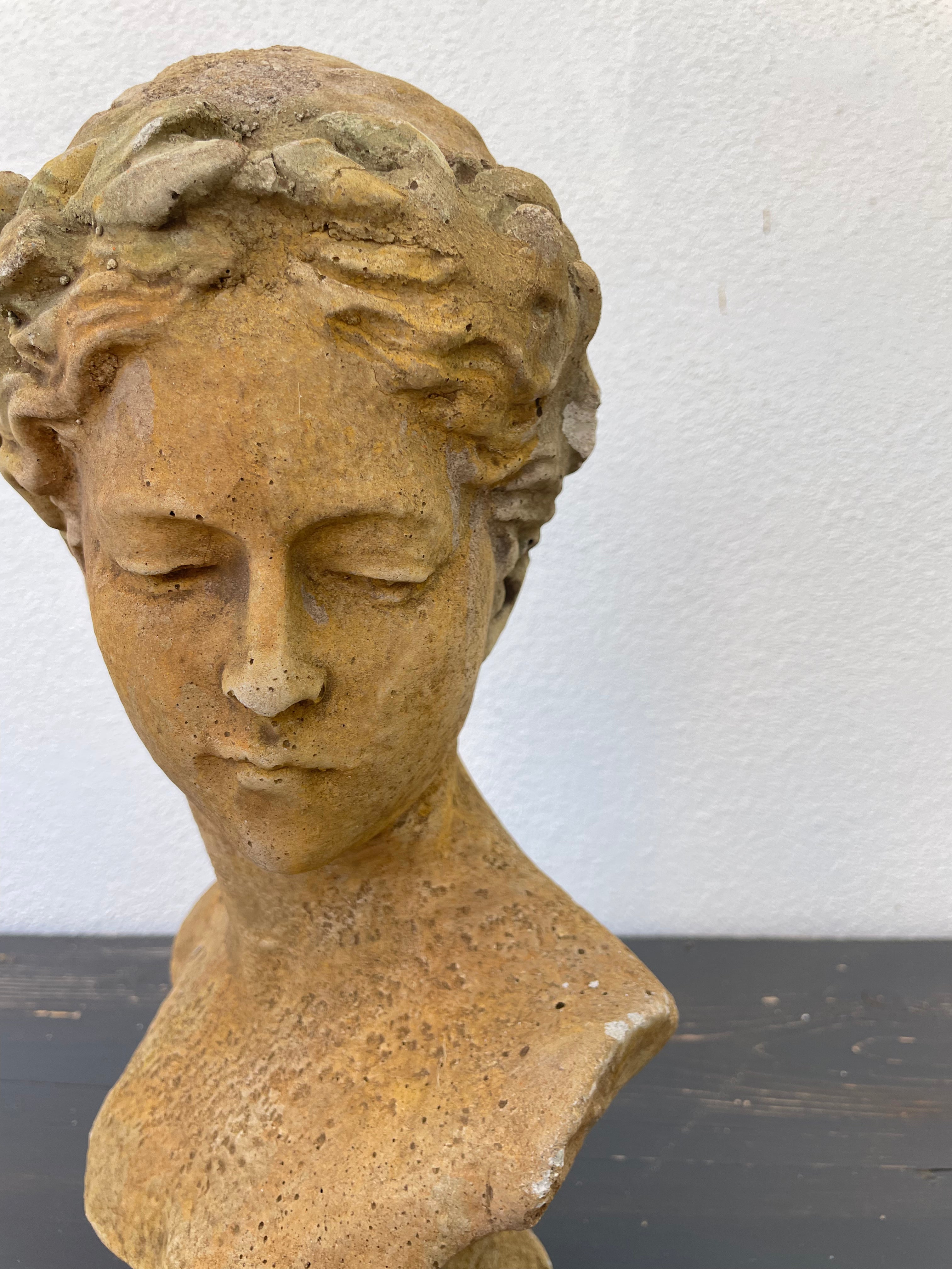 Buste, 37 cm
