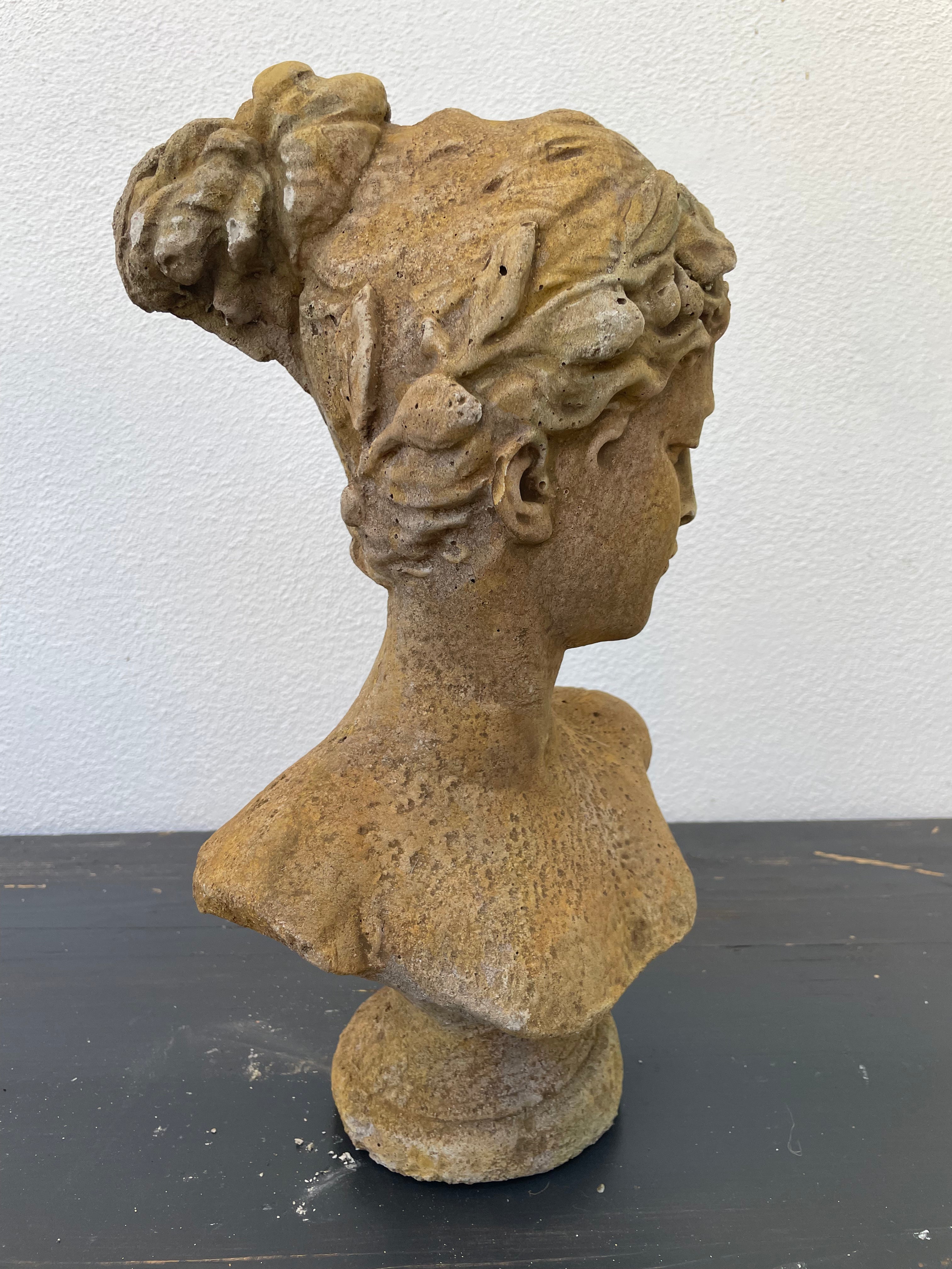 Buste, 37 cm