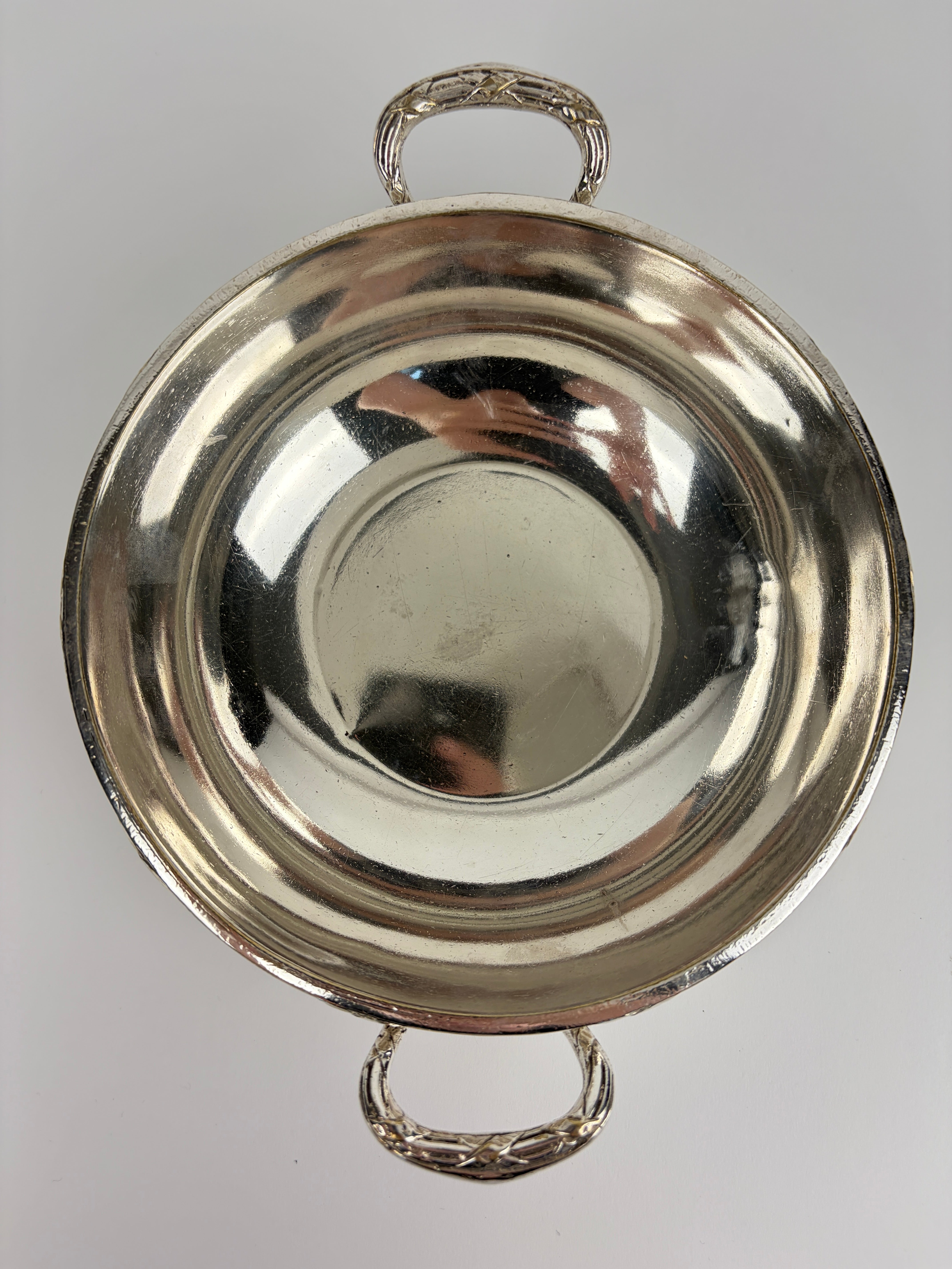 Sølvskål, Ø17,5 cm
