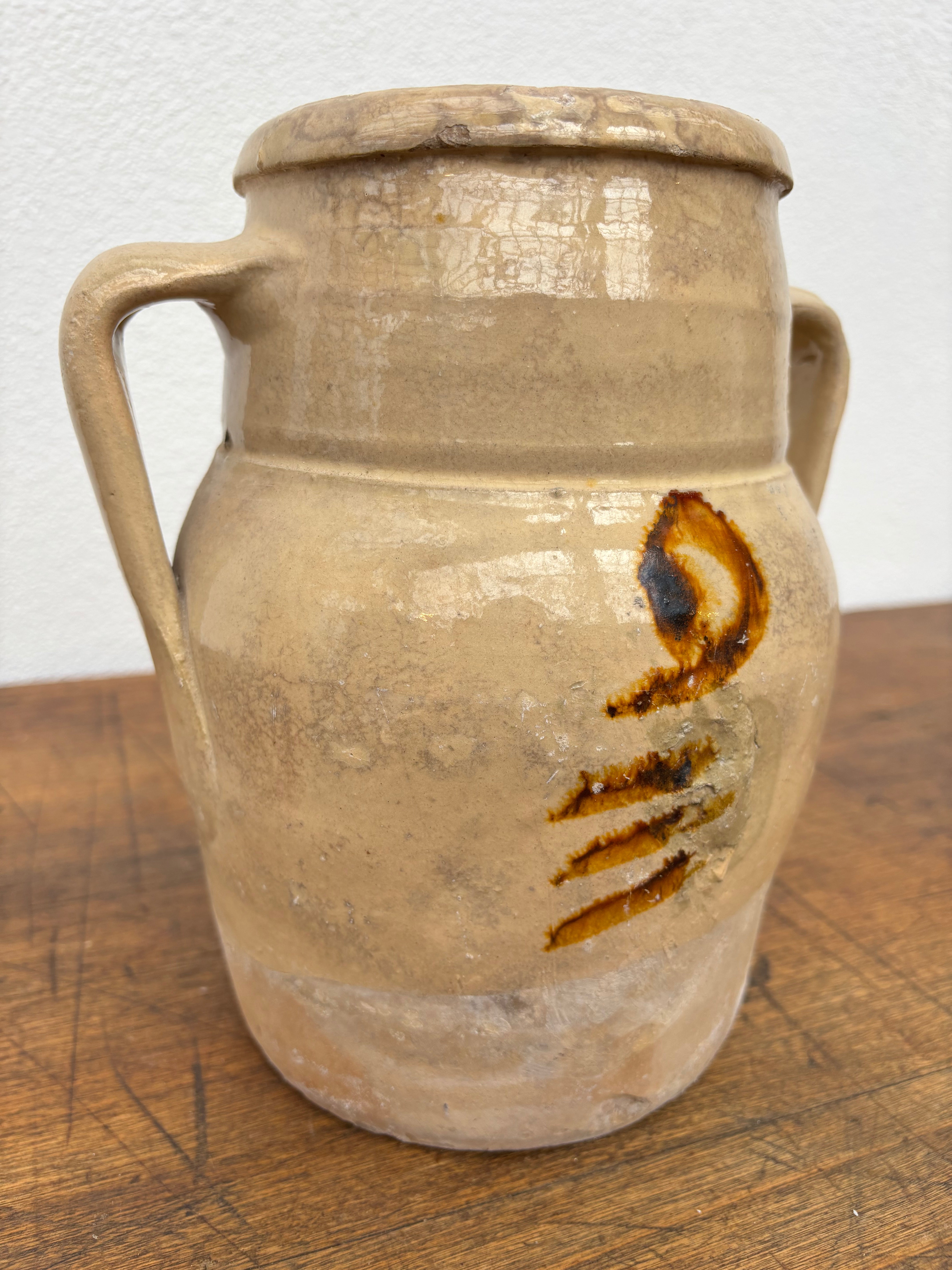 Italian jar, 22 cm