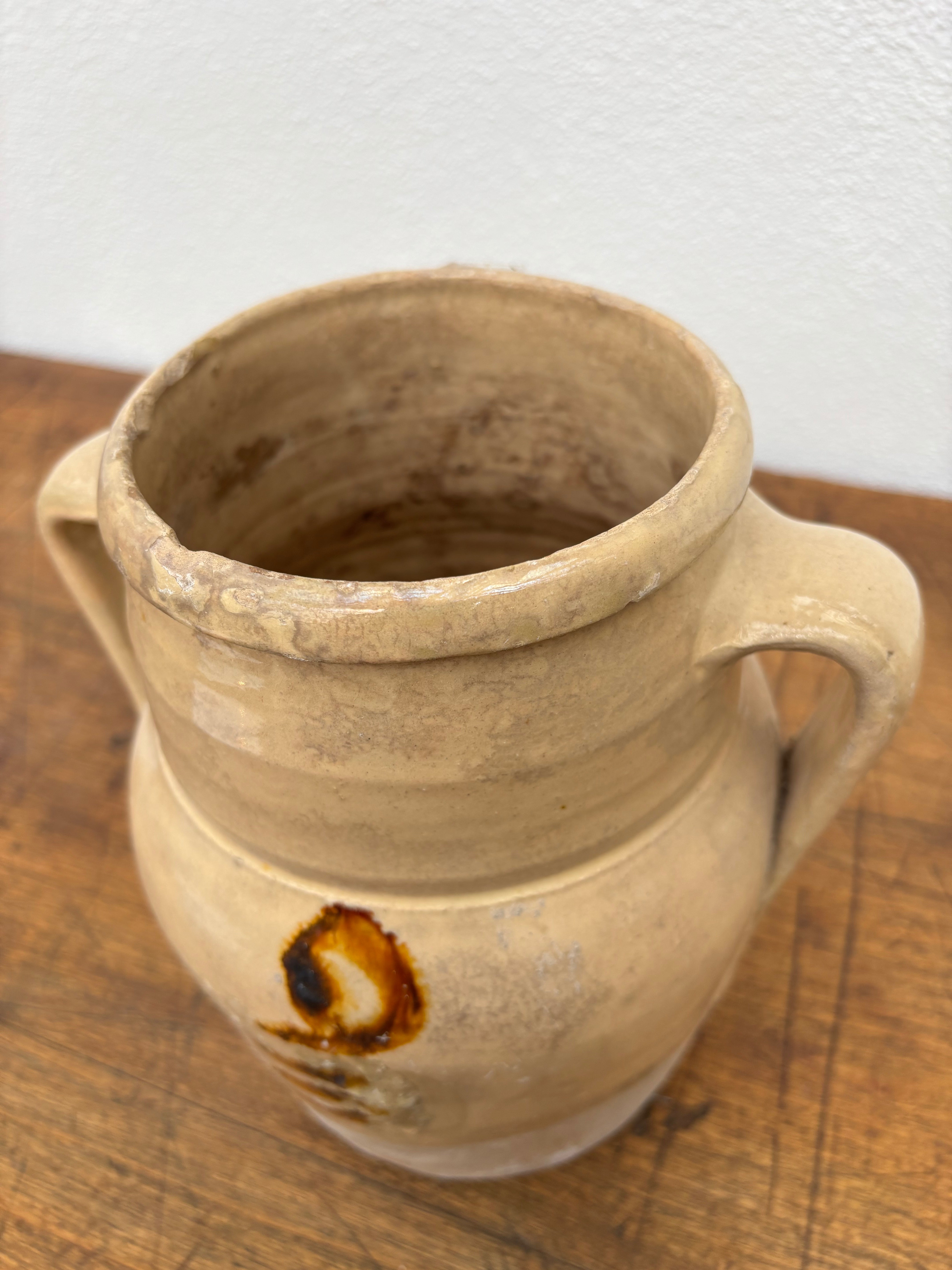 Italian jar, 22 cm