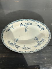 Fransk ovalt fad, 33 x 23 cm.
