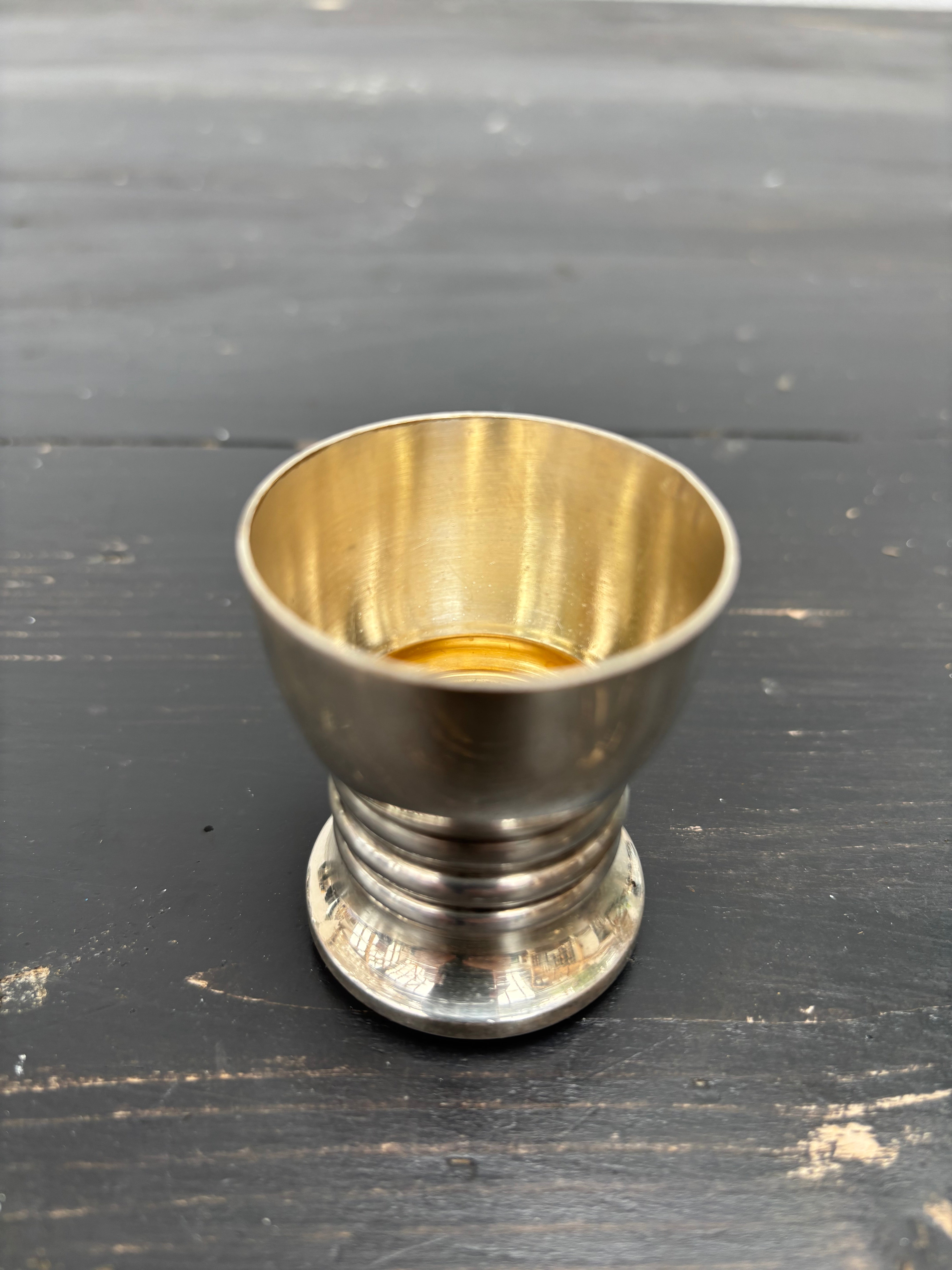 Æggebæger, H5,5cm.
