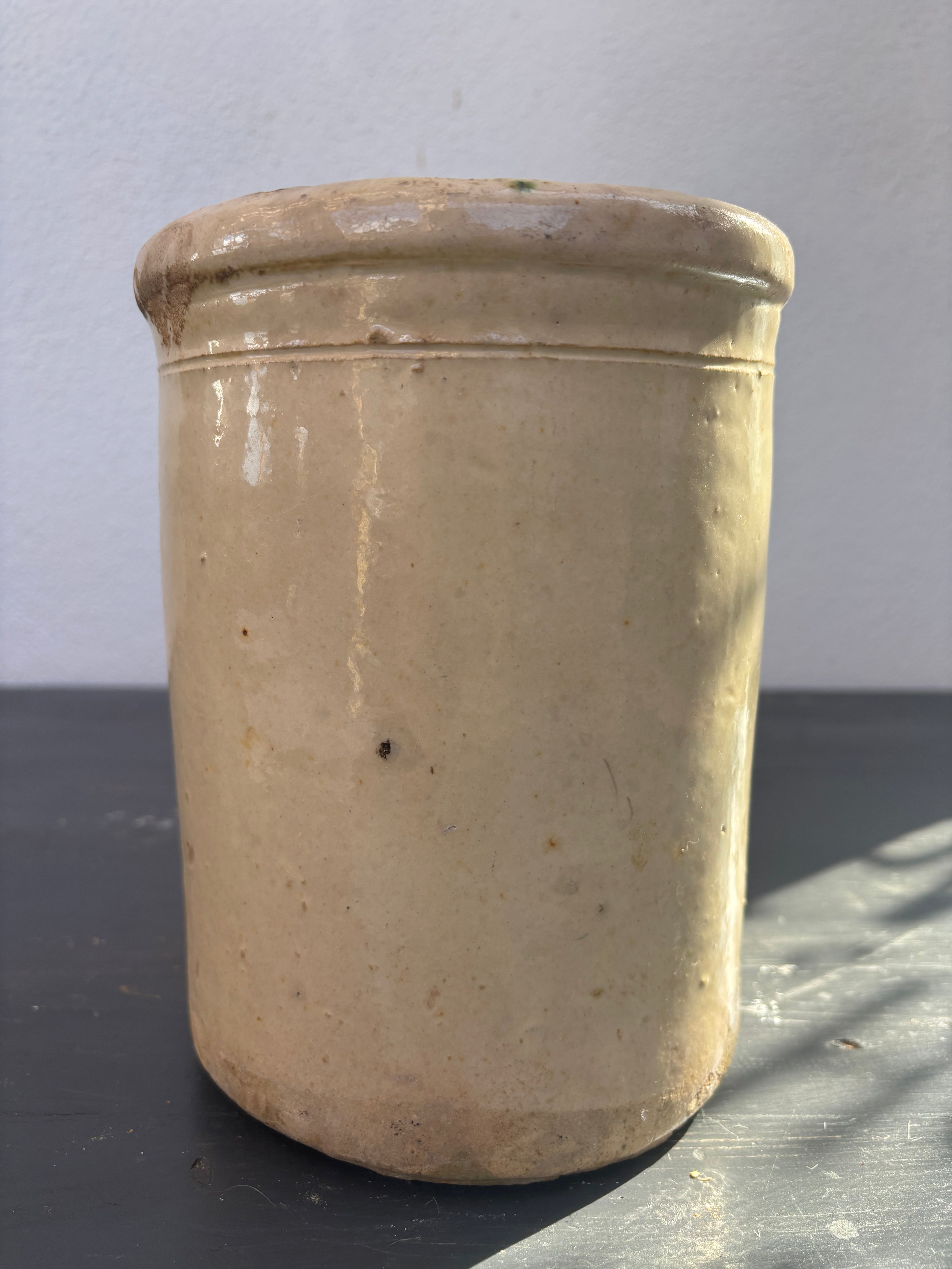 Italiensk krukke, h21 cm.