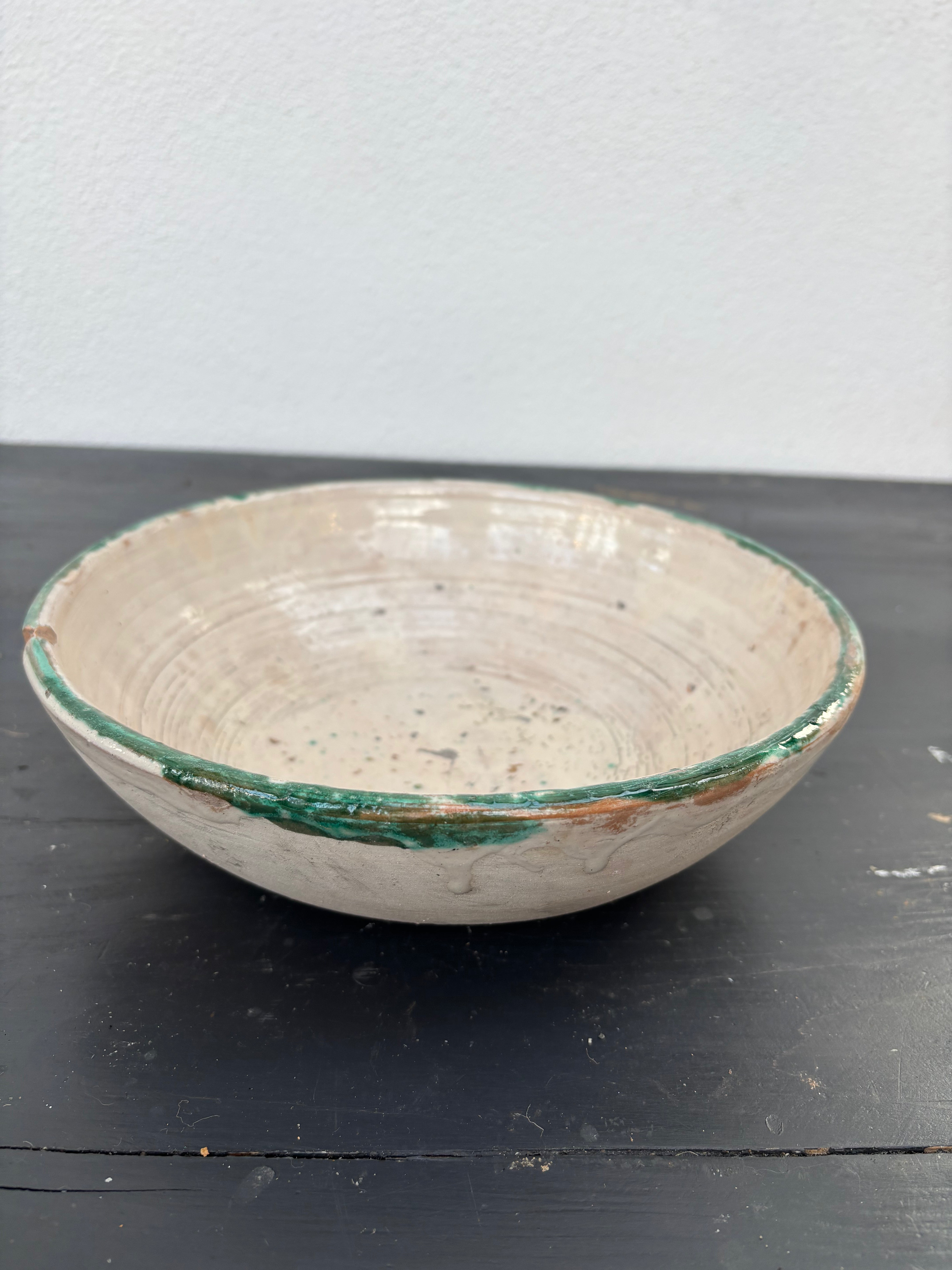 Italiensk skål, Ø24 cm.