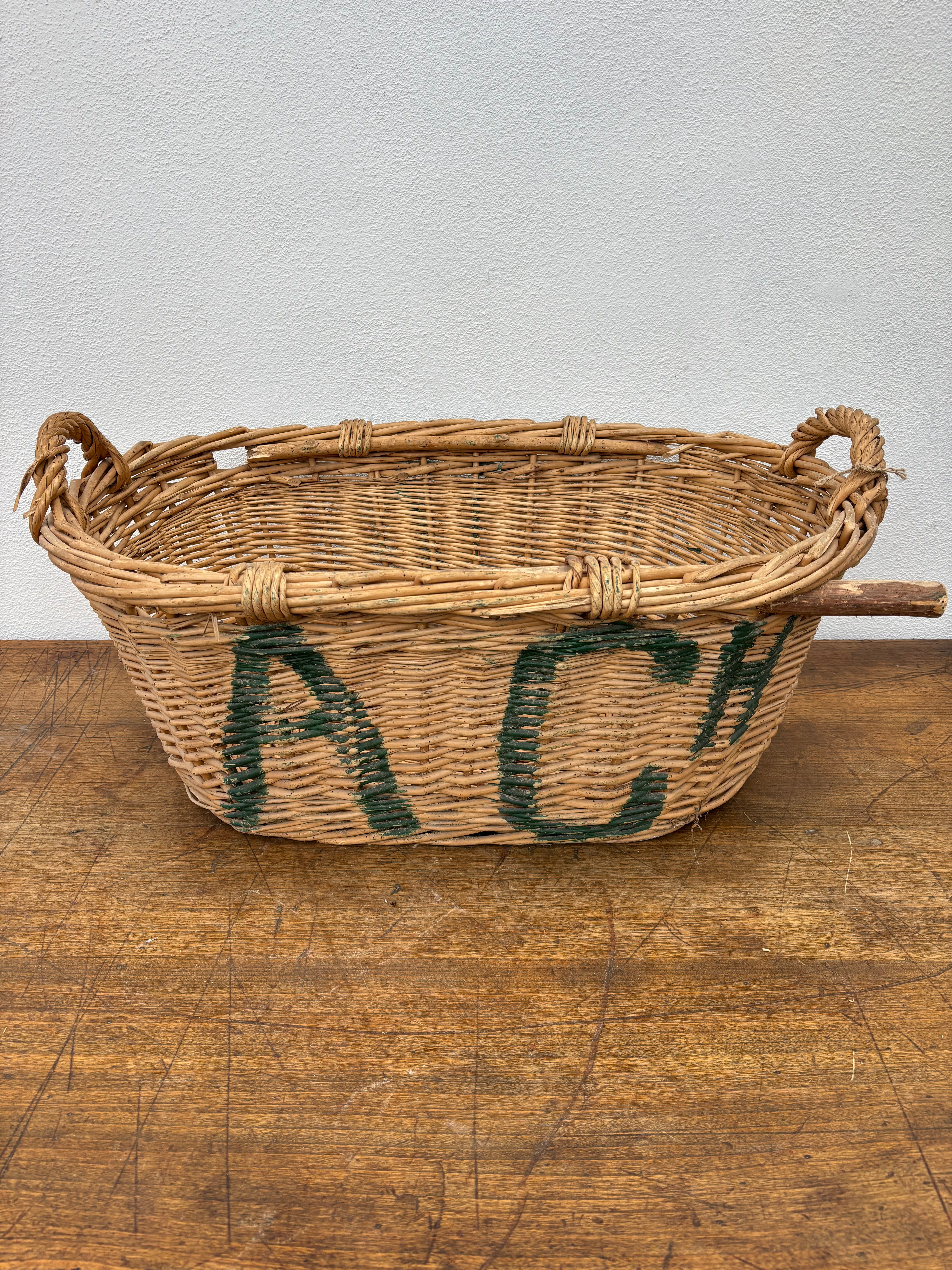 French fruit basket
