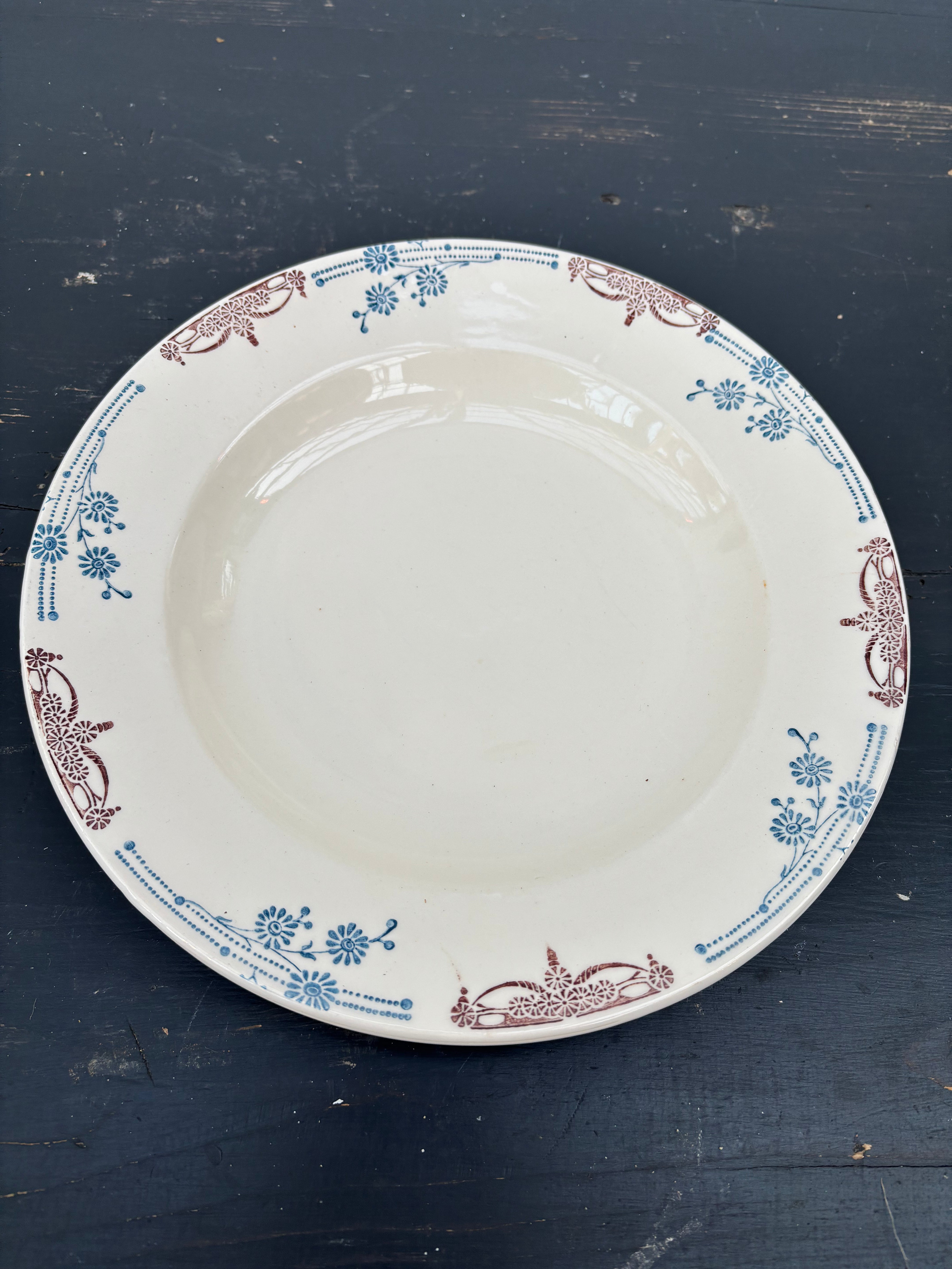 Franske dype tallerkener, 10 stk. Ø23 cm.