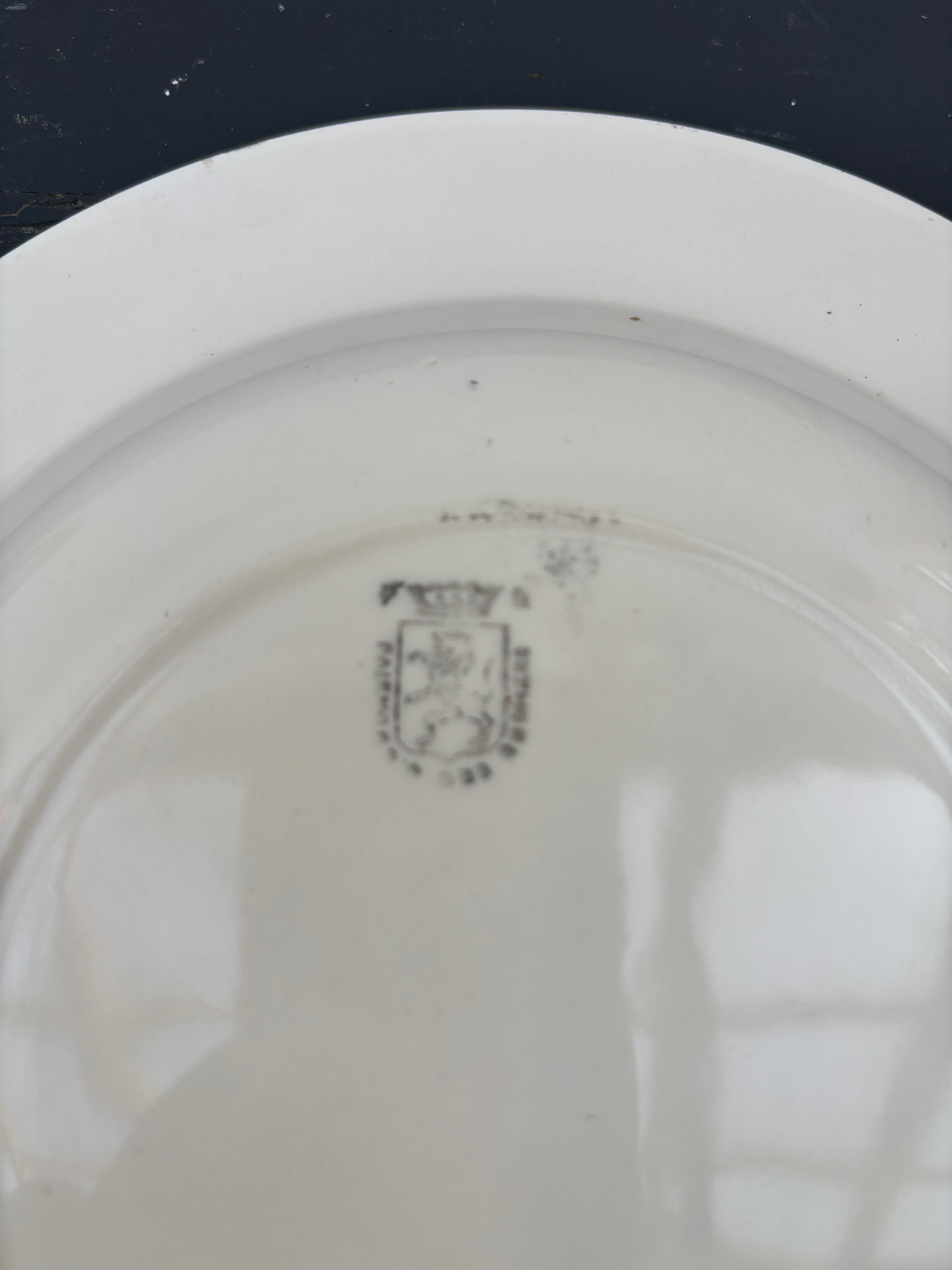 Franske dype tallerkener, 10 stk. Ø23 cm.