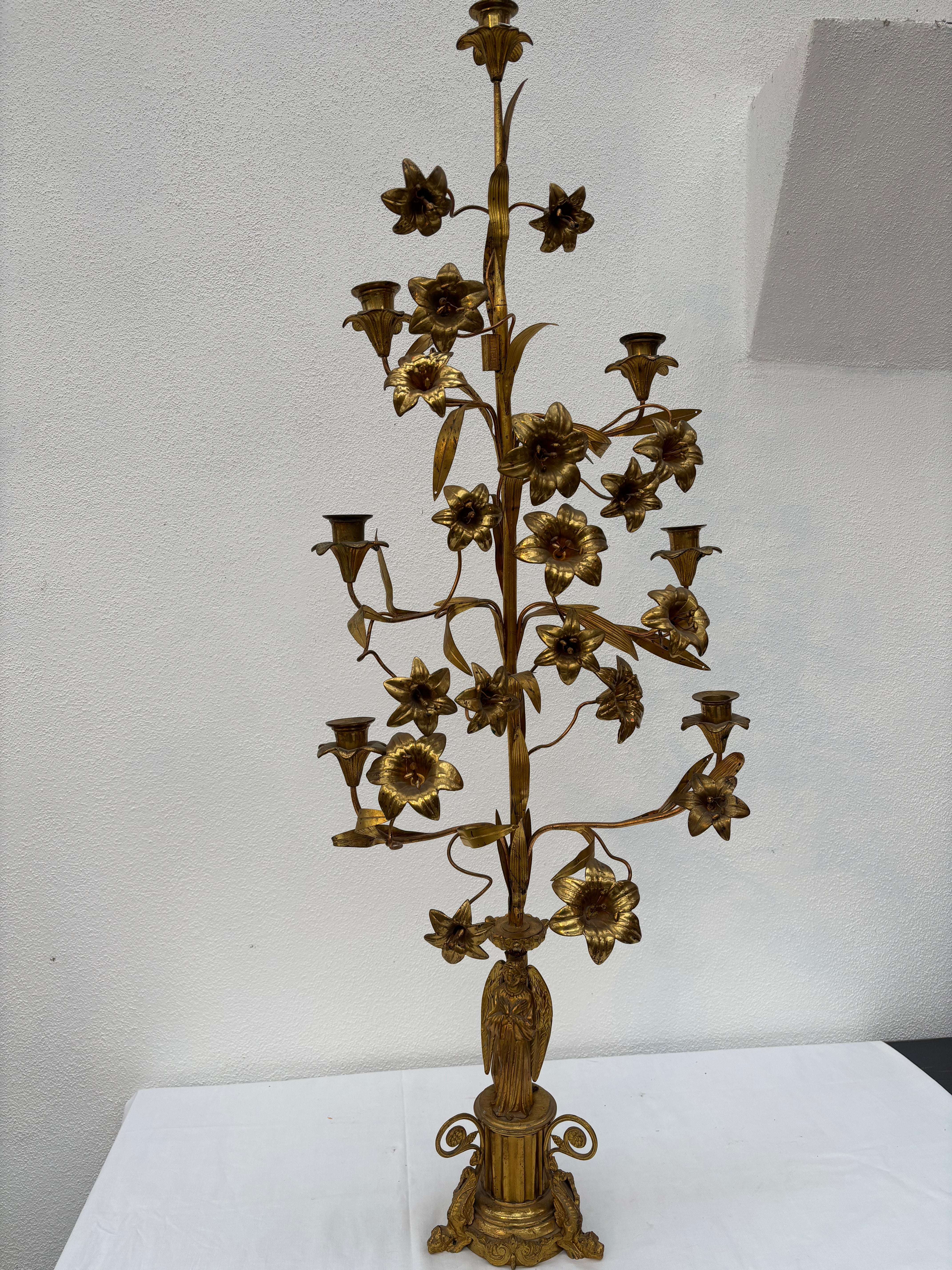 Høj kirkestage t/7 lys