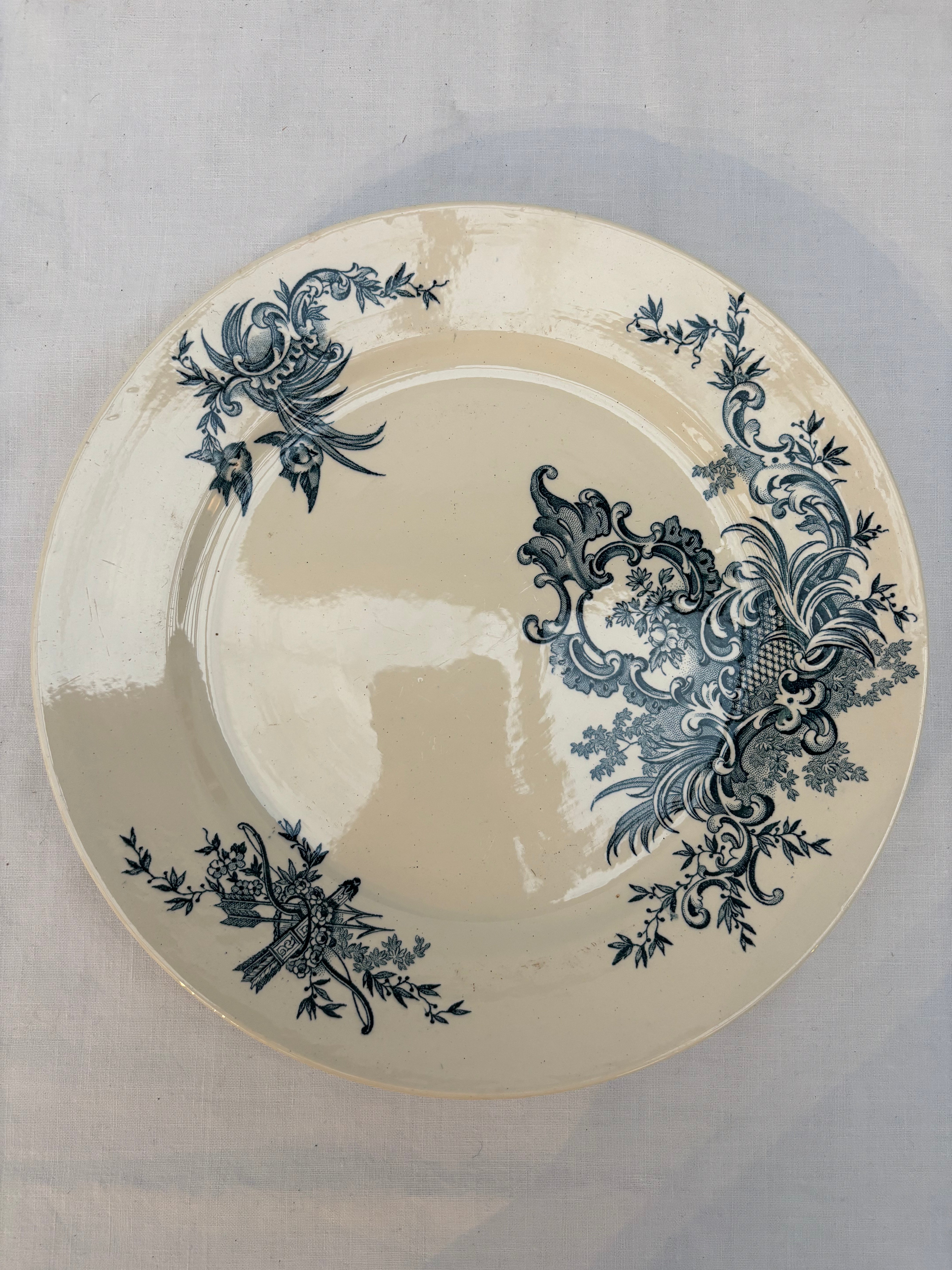French plates Ø23.5 - 6 pcs.