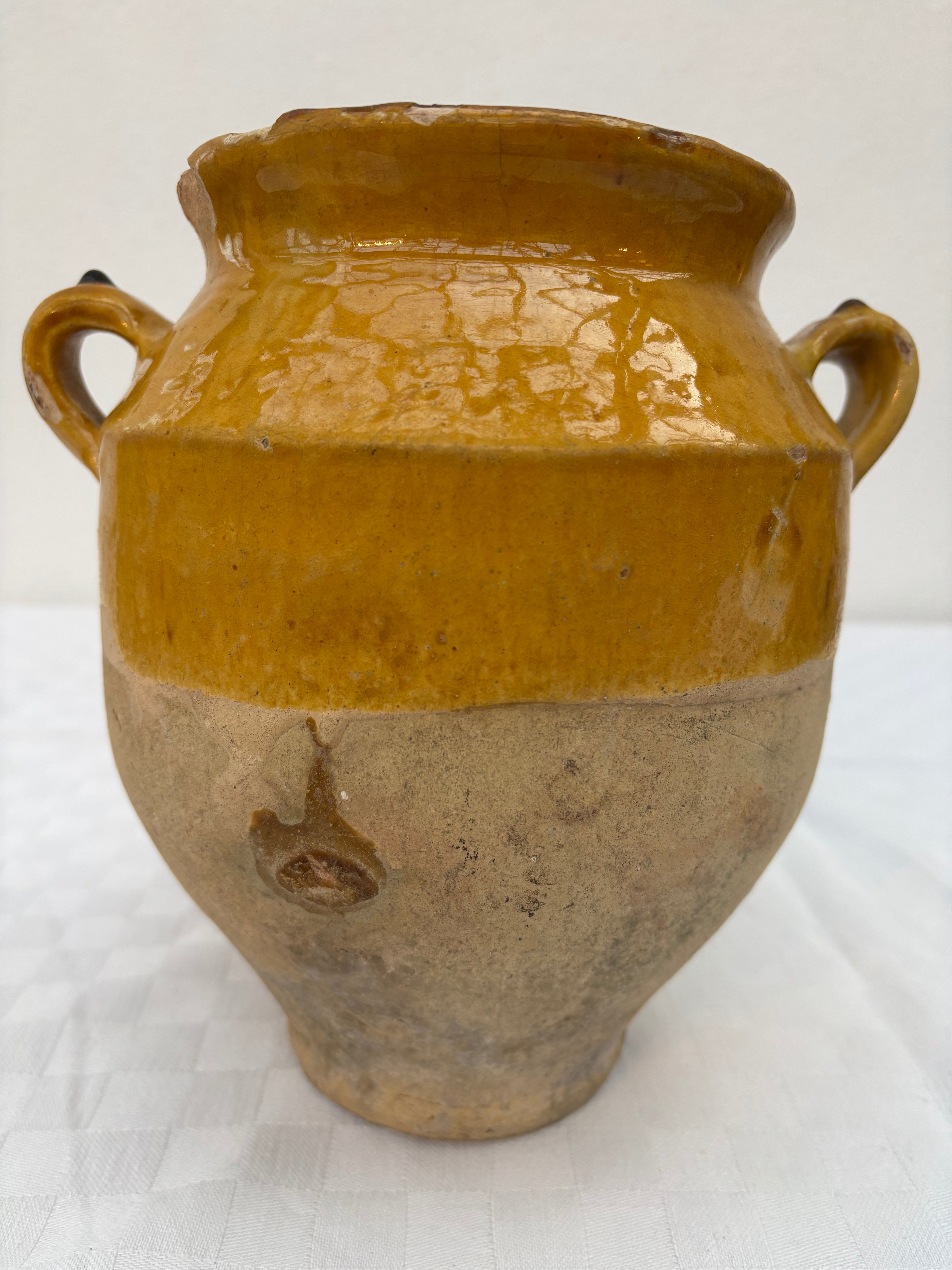 French confit jar, 22 cm.