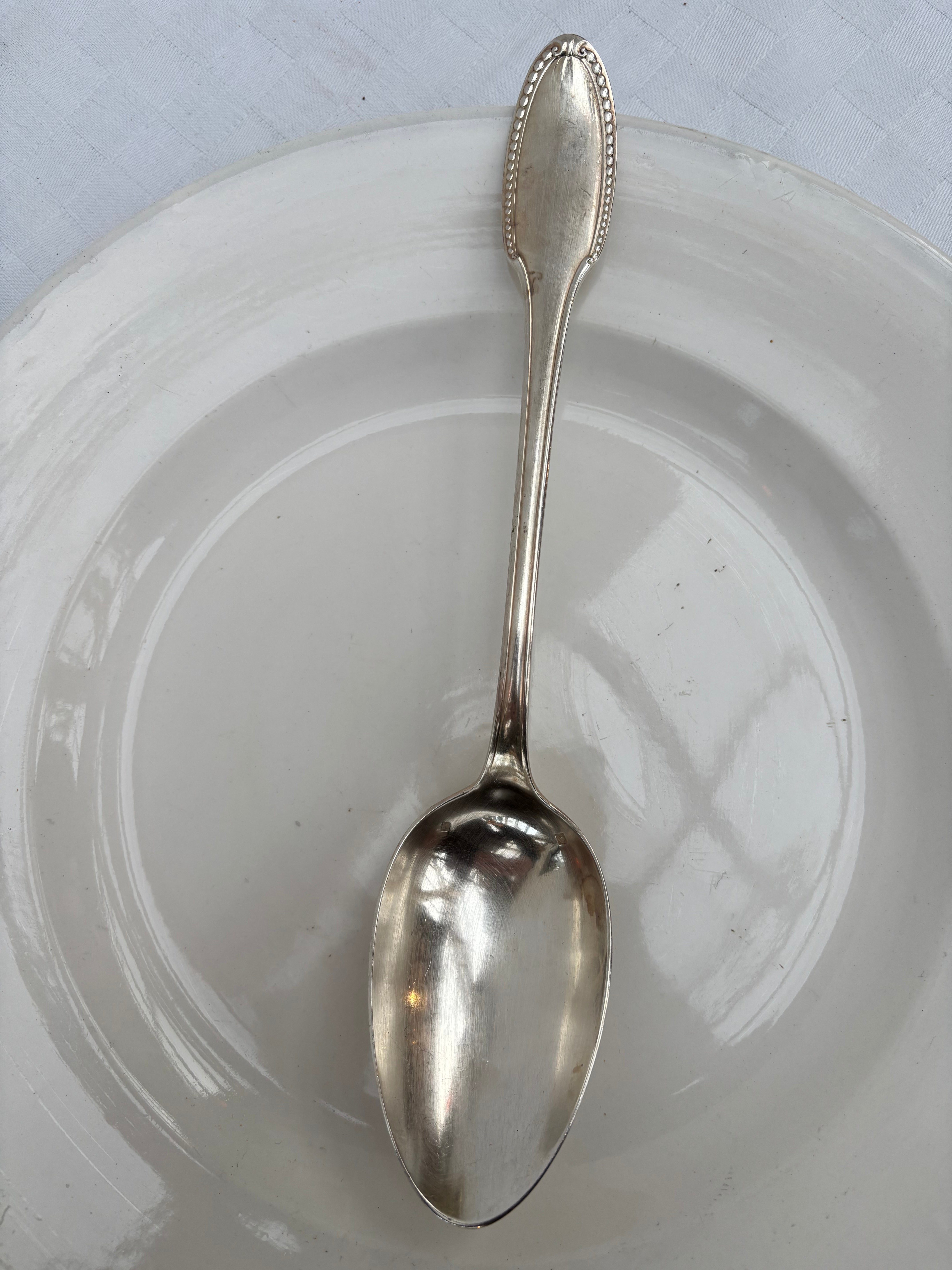 Serveringsske i sølv