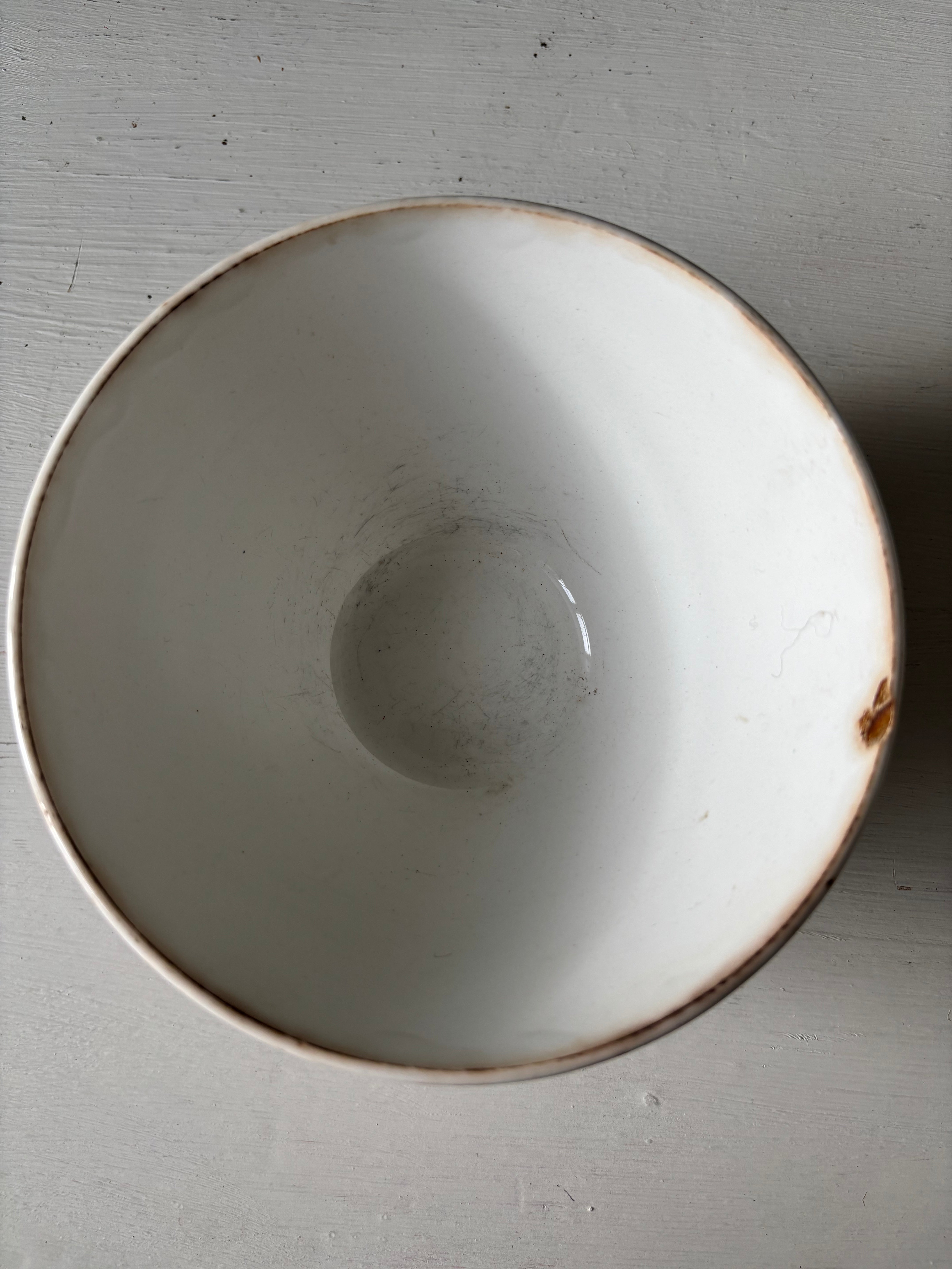 Coffee bowl, 14 cm diameter.