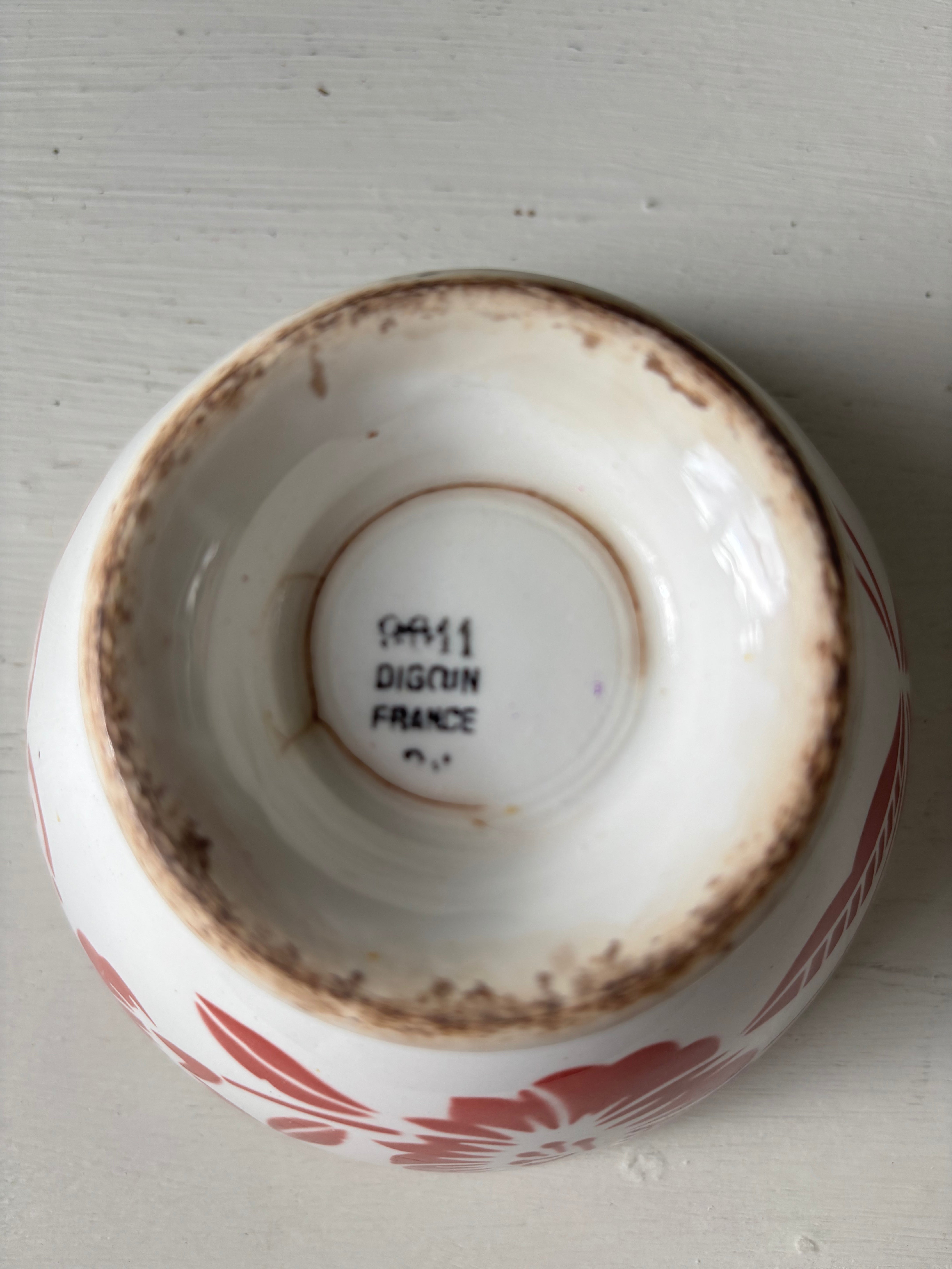 Coffee bowl, 14 cm diameter.