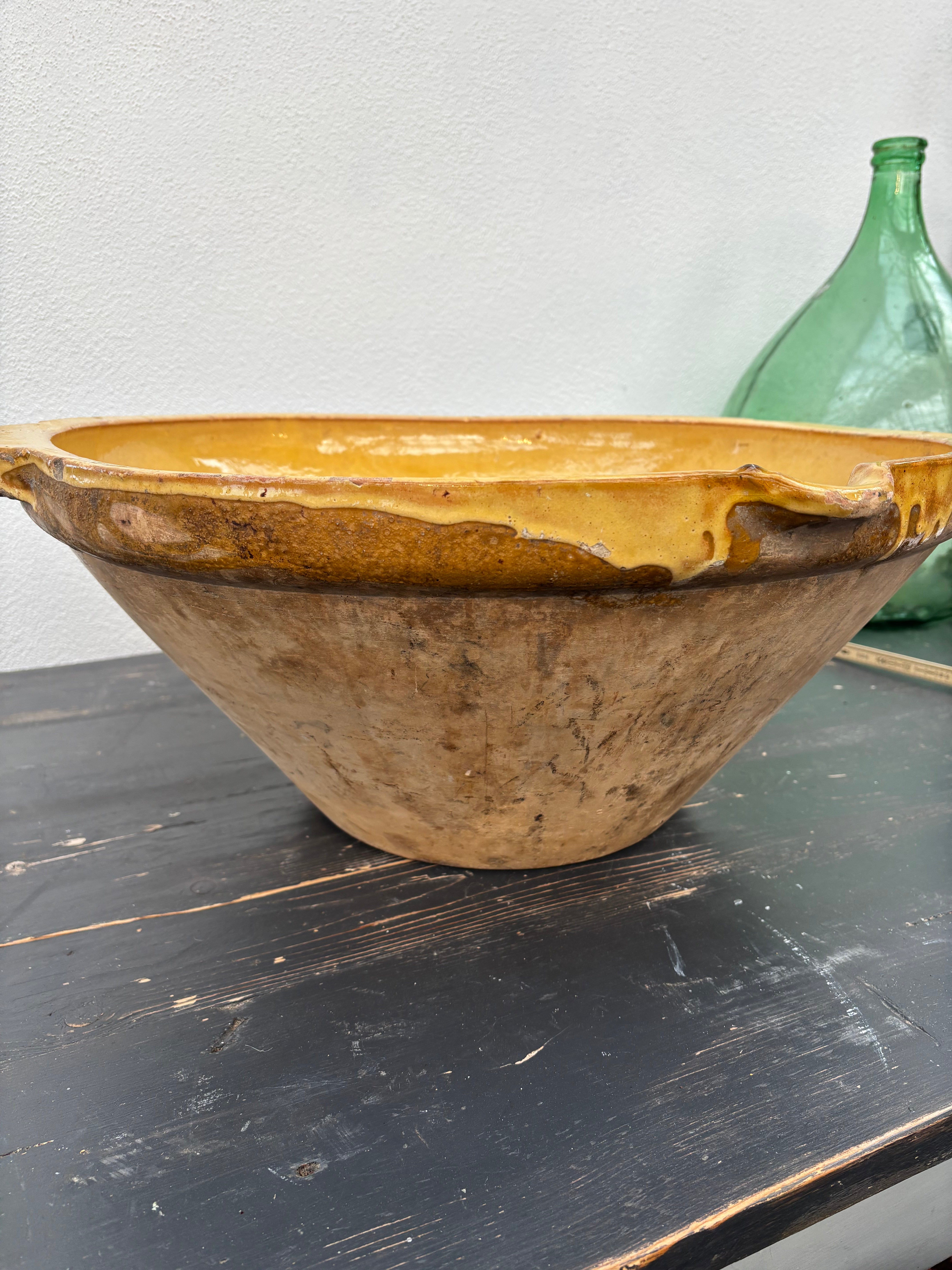 Gult fat, Ø59 cm.
