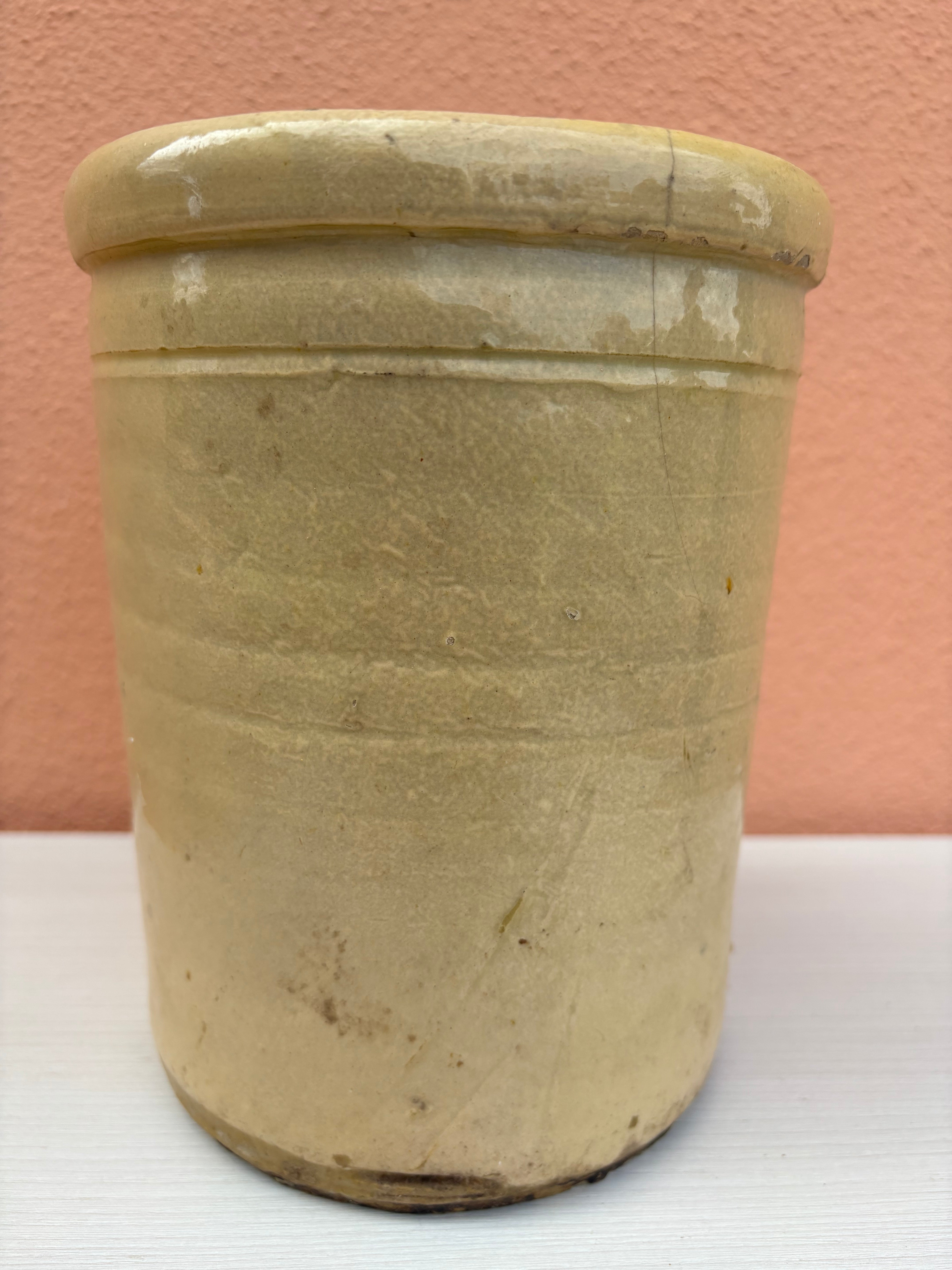 Italiensk krukke, h19 cm.