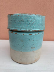 Italiensk krukke med lokk, h14 cm.